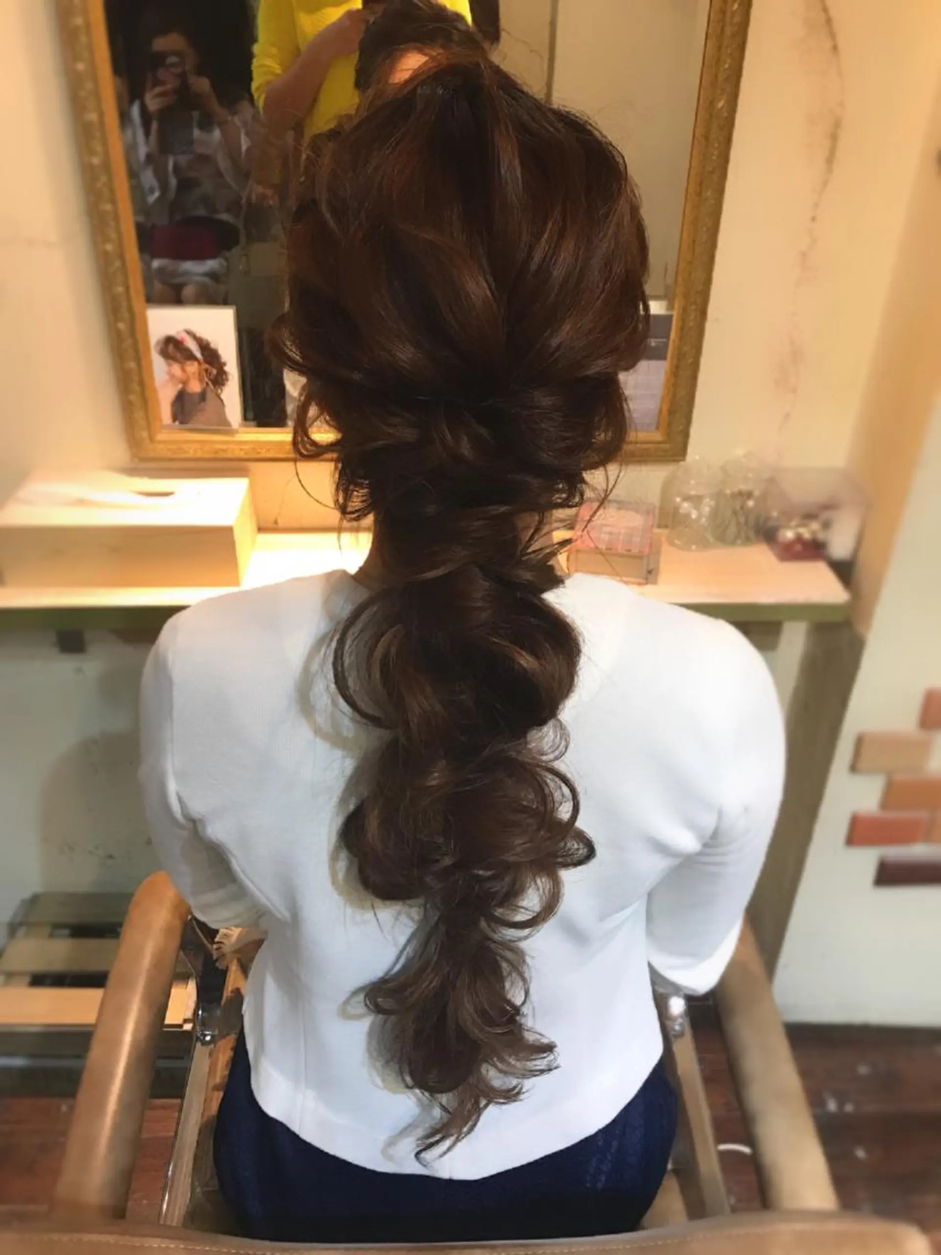 ロング 【カメレオン】 上村 祥子のヘアスタイル