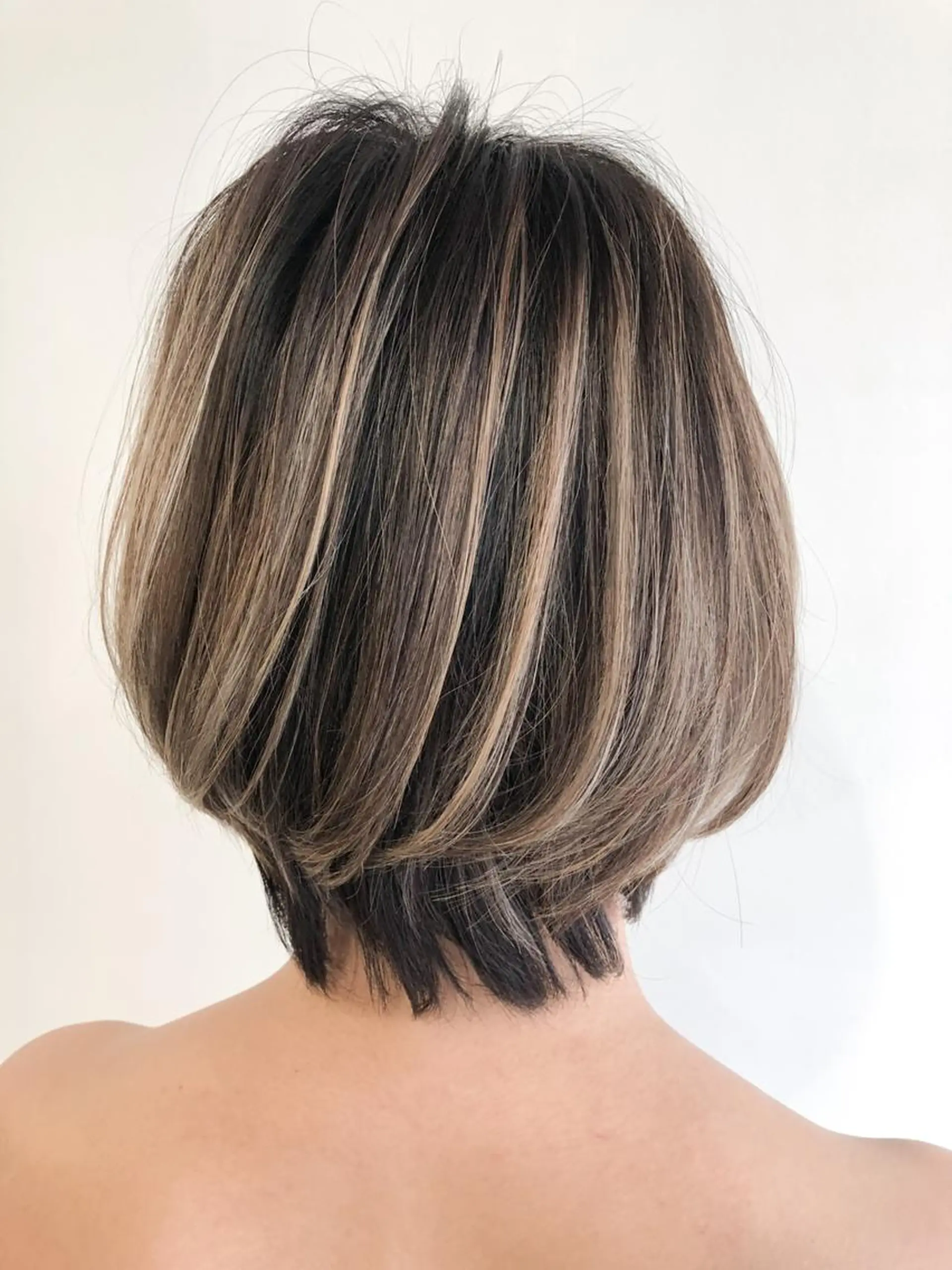 ショート カラー ショートボブ ハイライトカラー ボブ ハイライト ショートヘア ヘアカラー トリートメント WONK. ウォンク 心斎橋のヘアスタイル