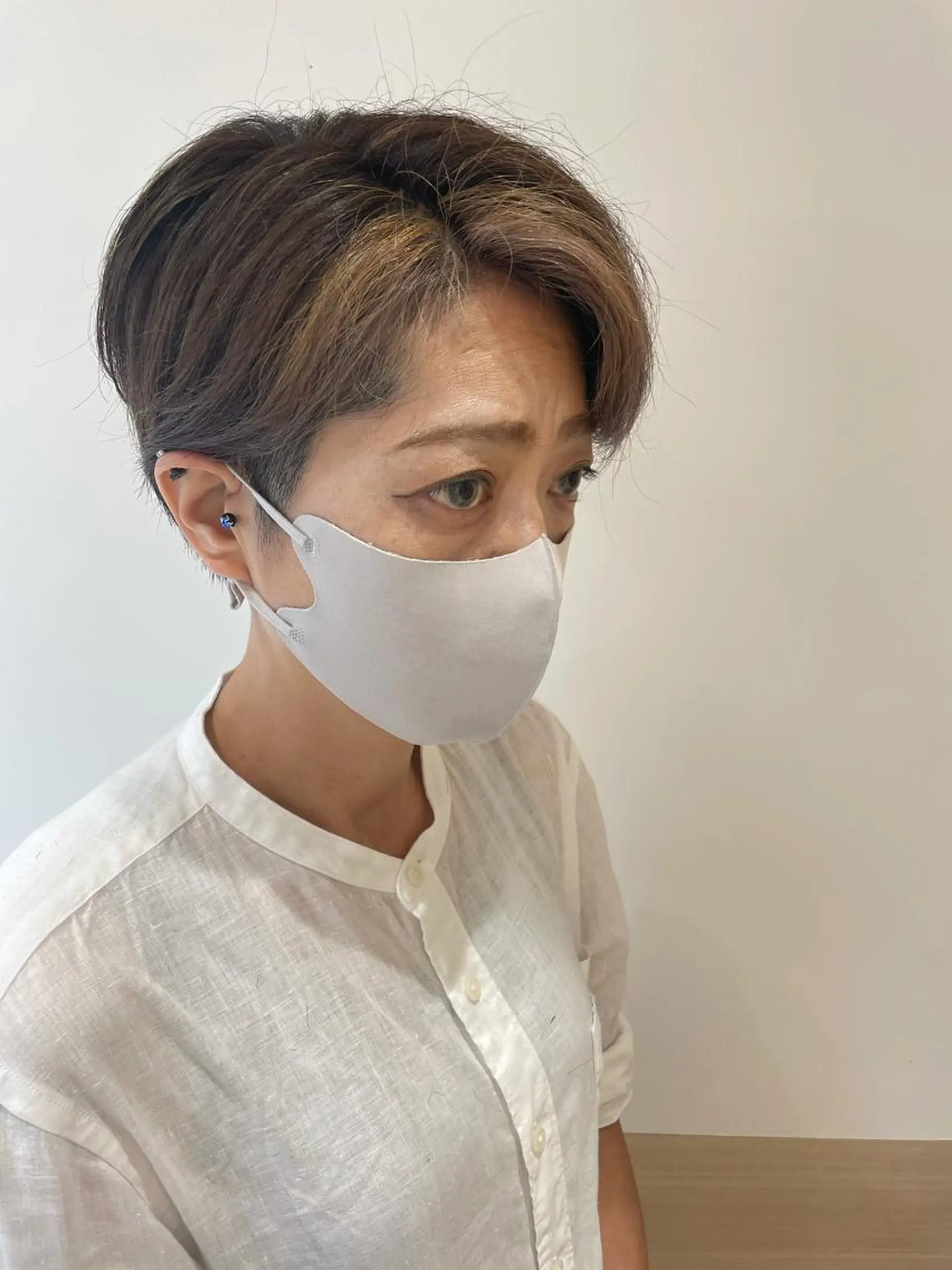 ショート カラー ミストバング ブリーチ ブラウンカラー ケアブリーチ ダークブラウン カット ヘアカラー GO TODAY SHAiRE SALON所属・天野 瑠真のヘアスタイル