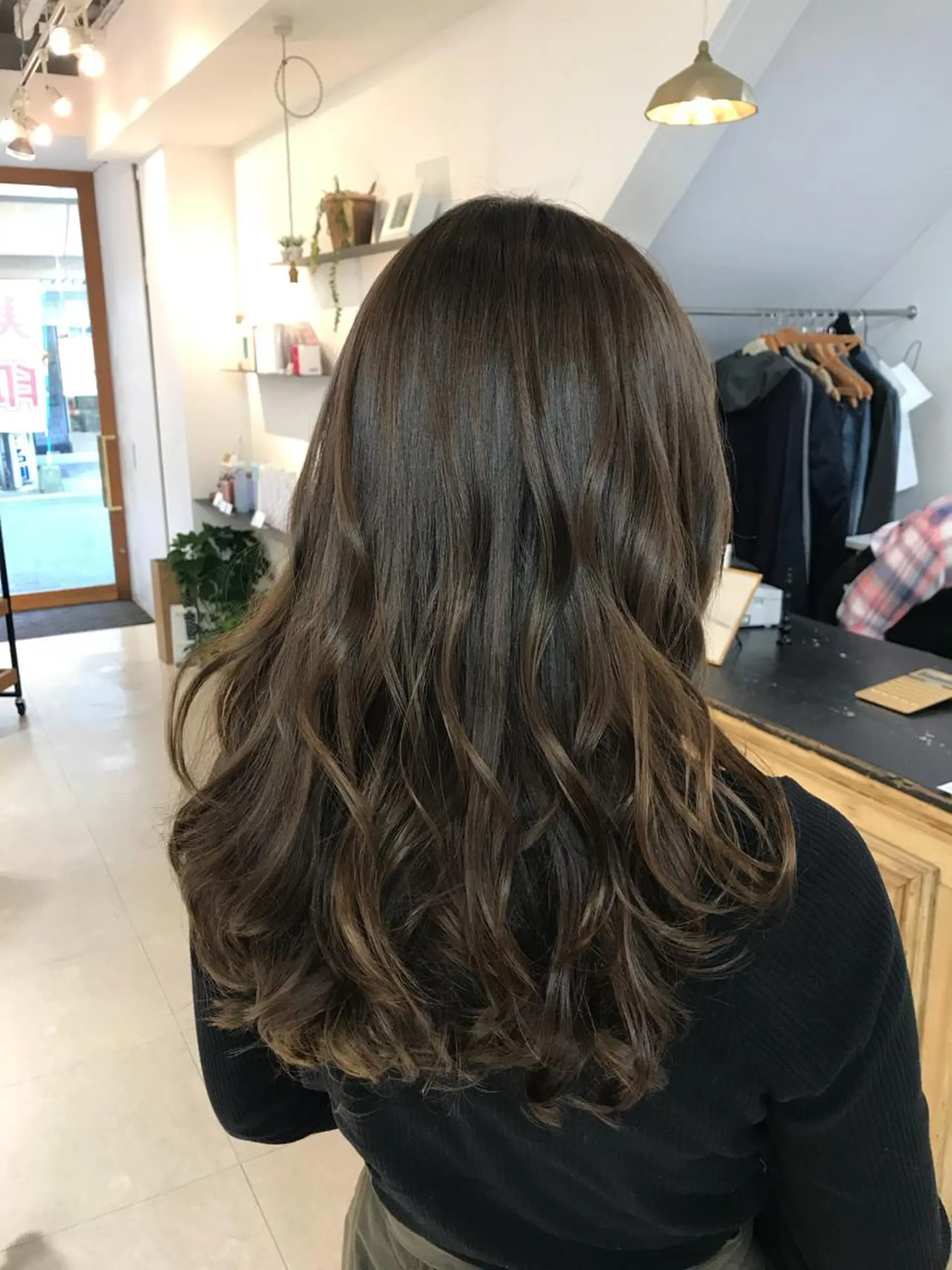 ロング カラー ベージュカラー 山内 瑞穂のヘアスタイル