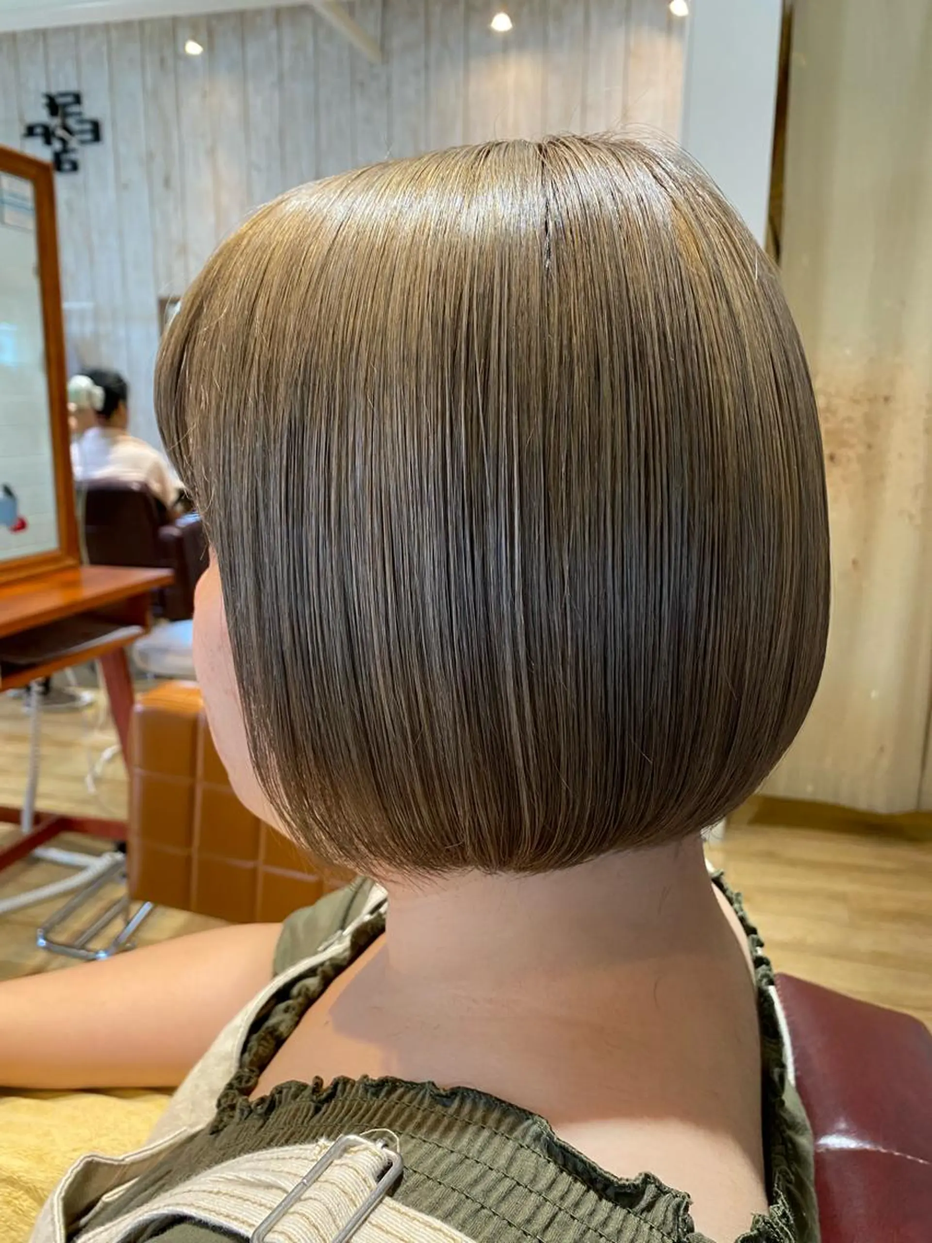 ショート カット ヘアカラー トリートメント ICON所属・艶美髪マスター 店長✂︎YUKKEのヘアスタイル