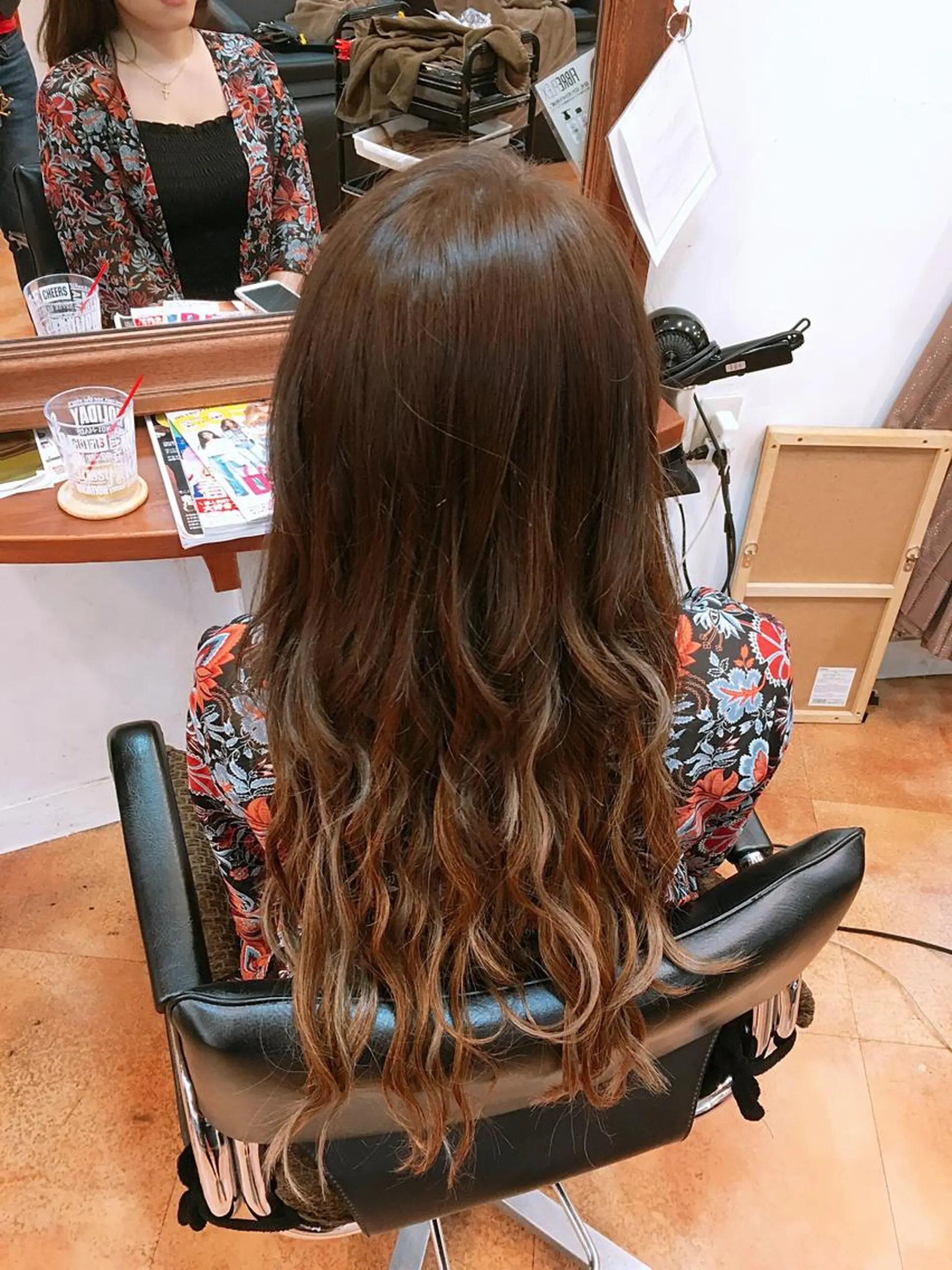 ロング シールエクステ エクステ エクステ LOCO Ko-kiのヘアスタイル