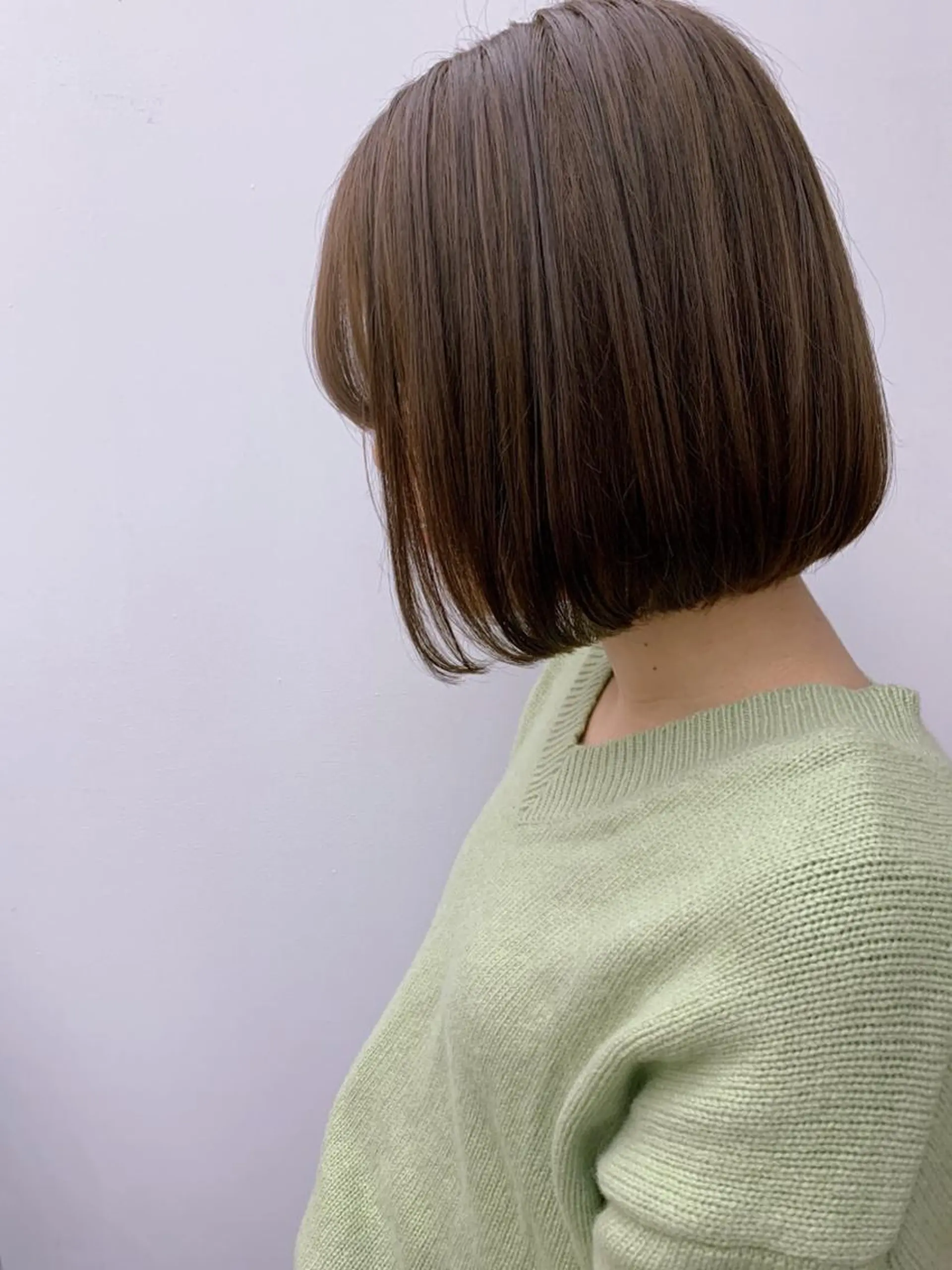 ショート 丸みショート アッシュ アッシュブラウン ボブ 斜めバング カット ヘアカラー トリートメント N° jemica 札幌のヘアスタイル