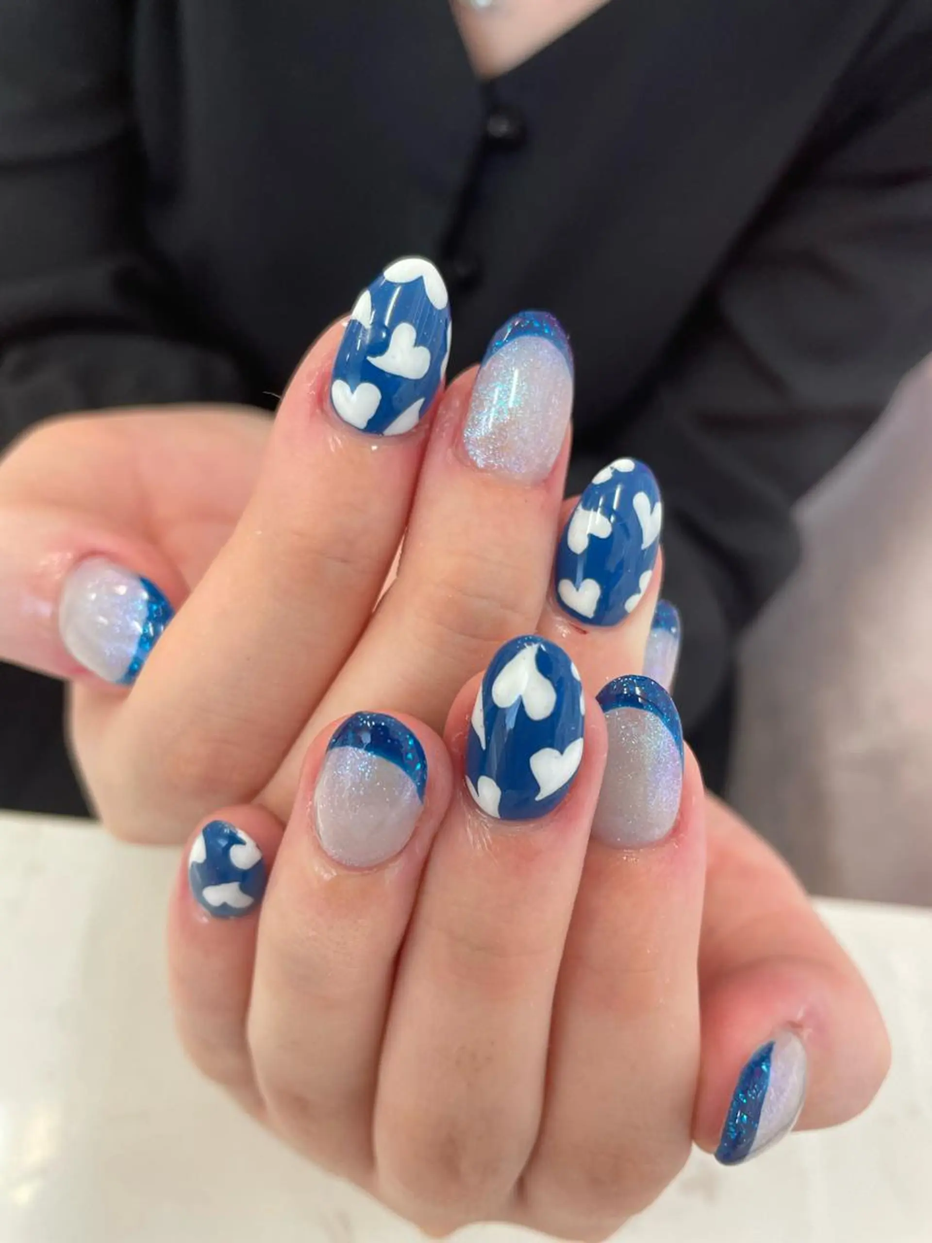 ミディアム ハンドネイル Parfum パルファンのネイルデザイン