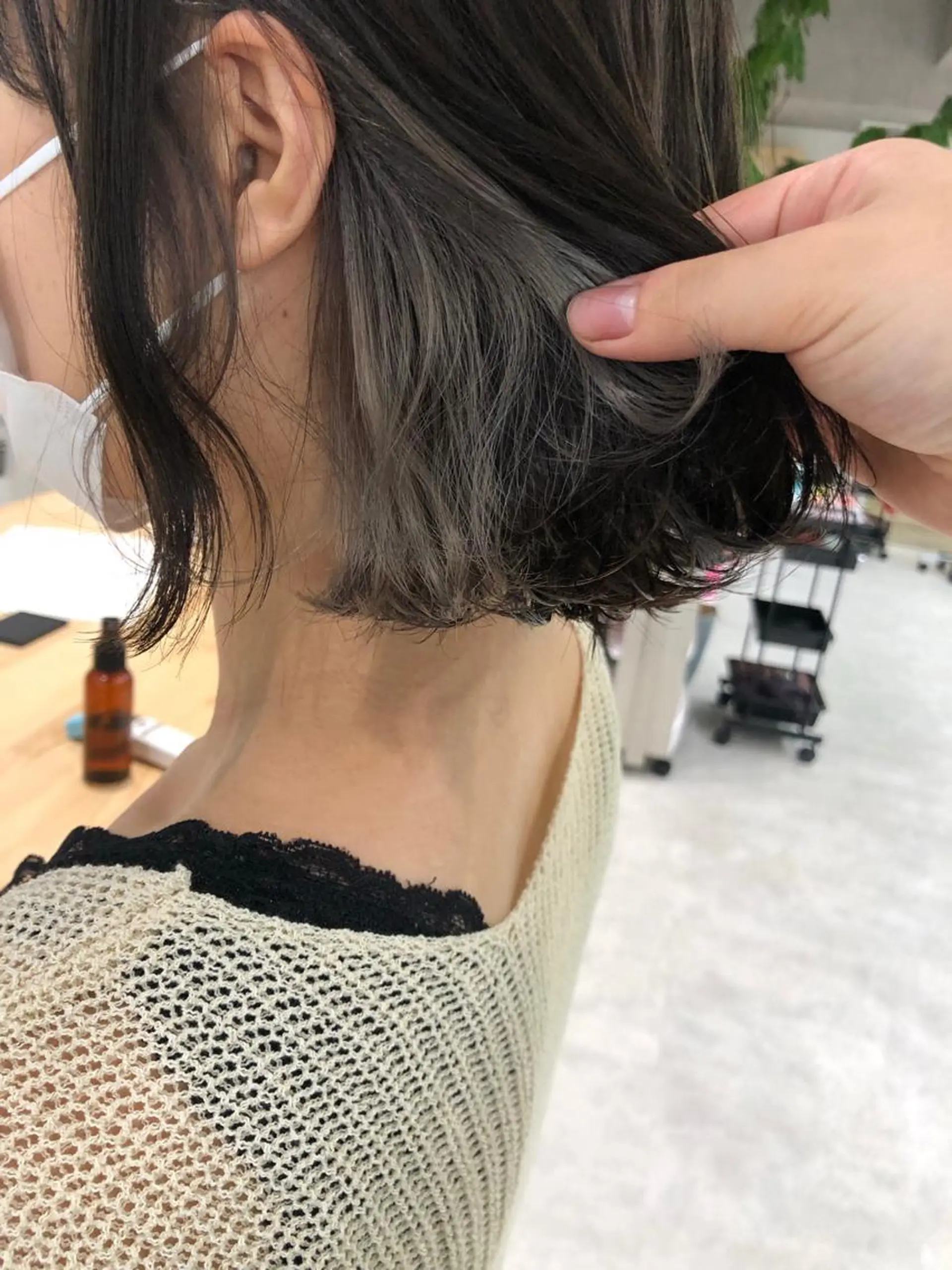 カラー ヘアカラー レイヤー/顔まわり カット/地毛風カラーのヘアスタイル