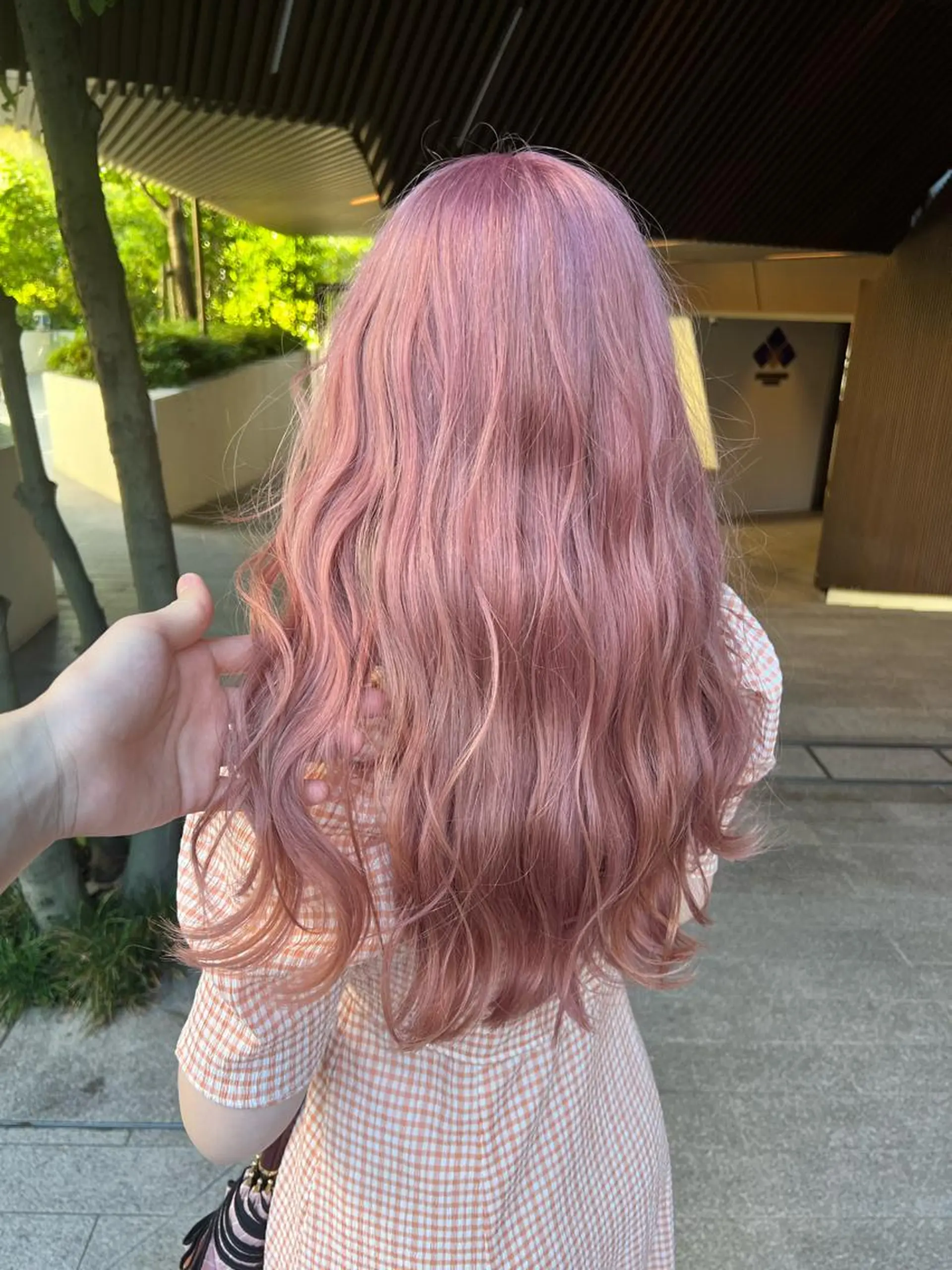 ロング カラー ブリーチ ピンクカラー カット ヘアカラー je suis heureuse所属・ハイライトカラー 🌀ゆい❣️のヘアスタイル