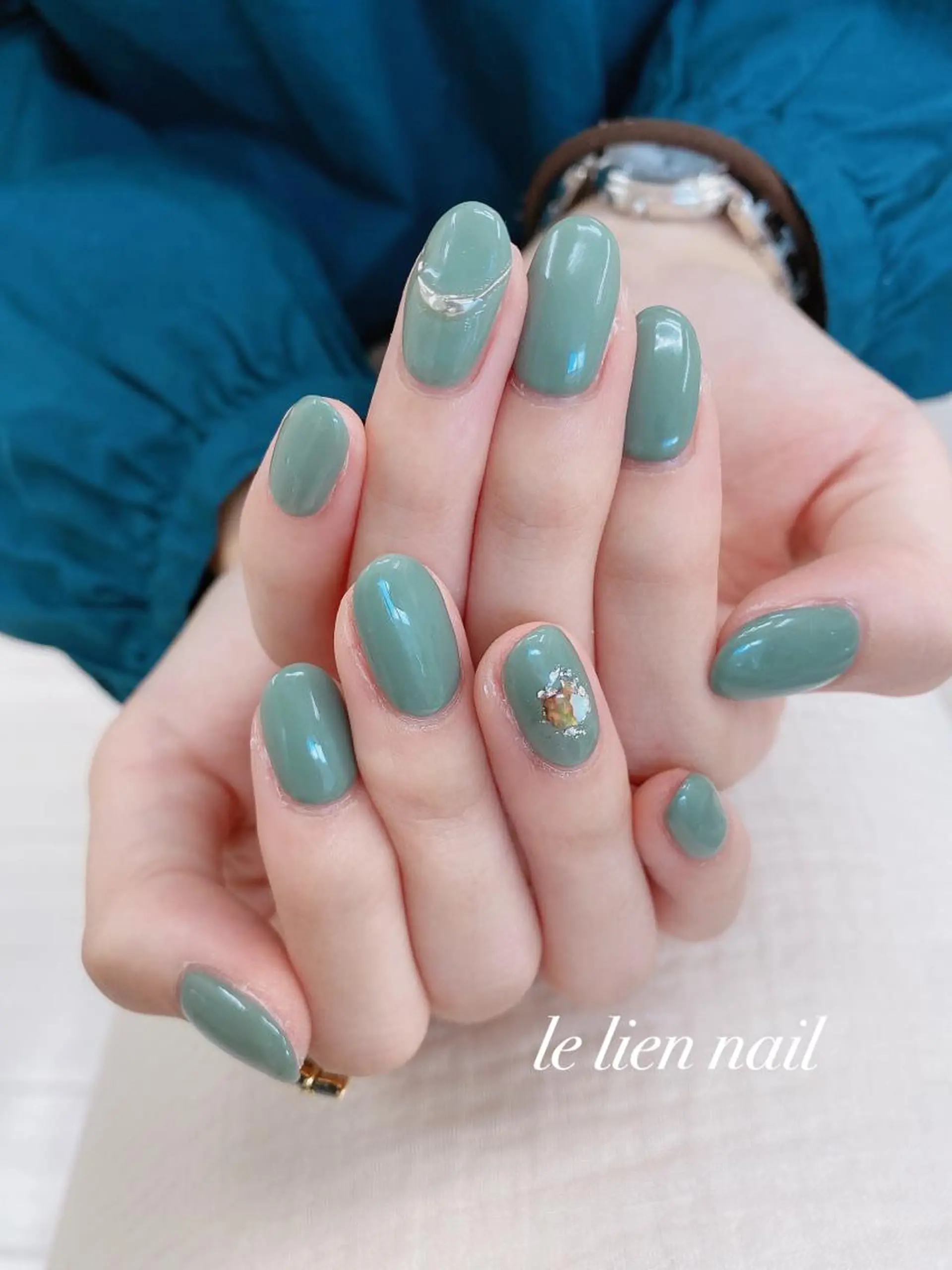 ネイル アートネイル グリーン ワンカラーネイル ハンドネイル le lien nailのネイルデザイン