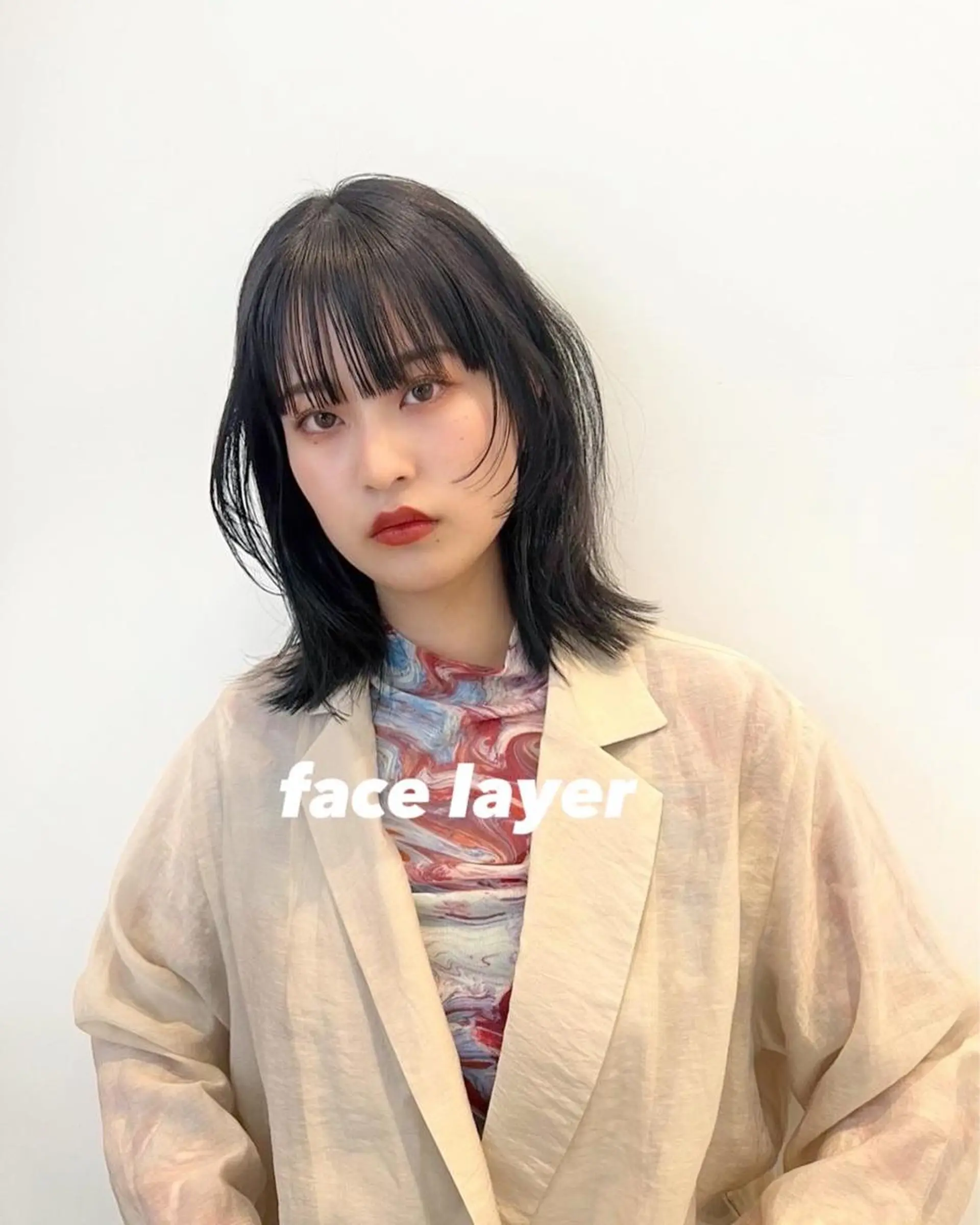 ミディアム カラー 顔まわりレイヤー レイヤーカット レイヤー専門家 ダブルカラー修のヘアスタイル