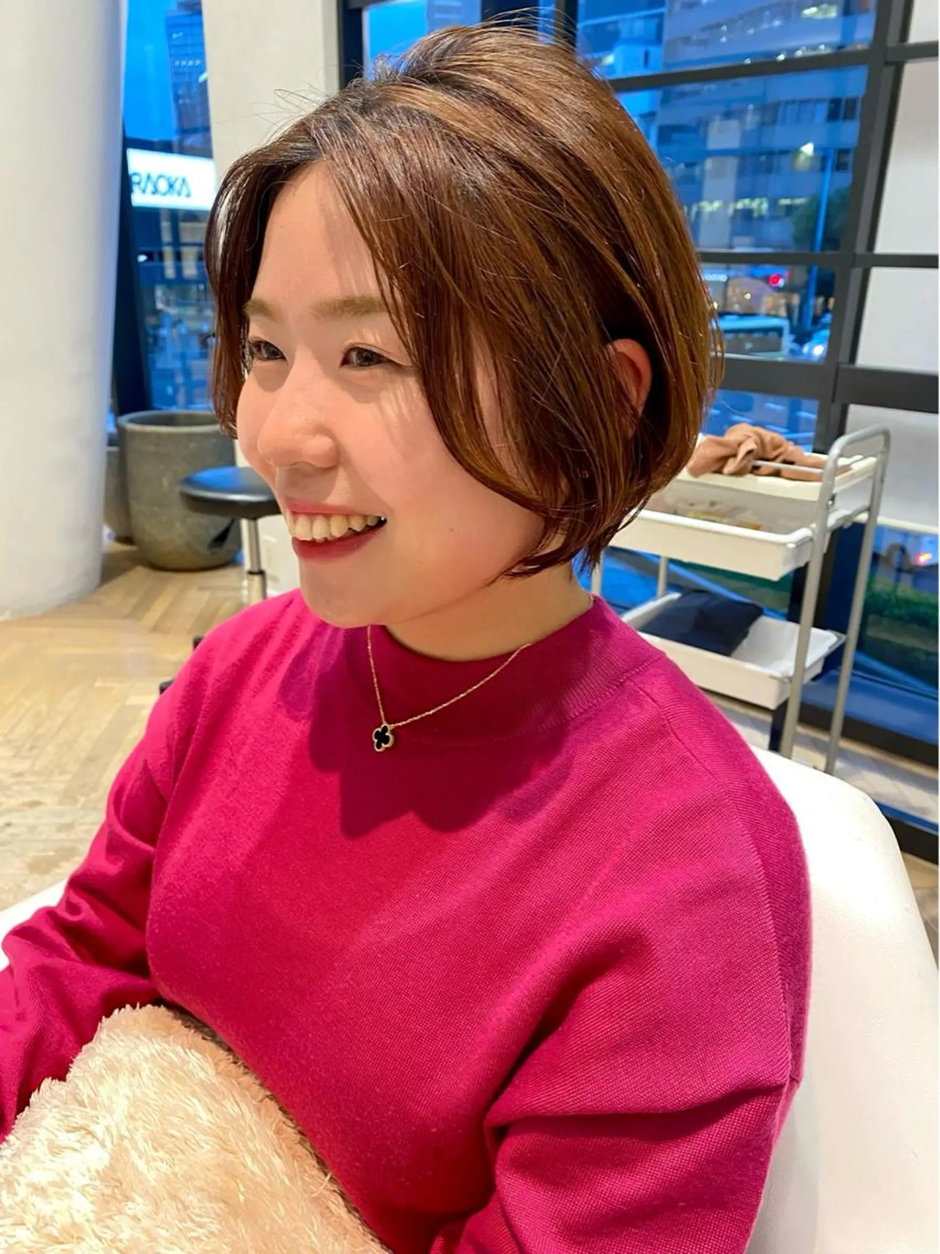 ショート カラー 増井 彩乃のヘアスタイル