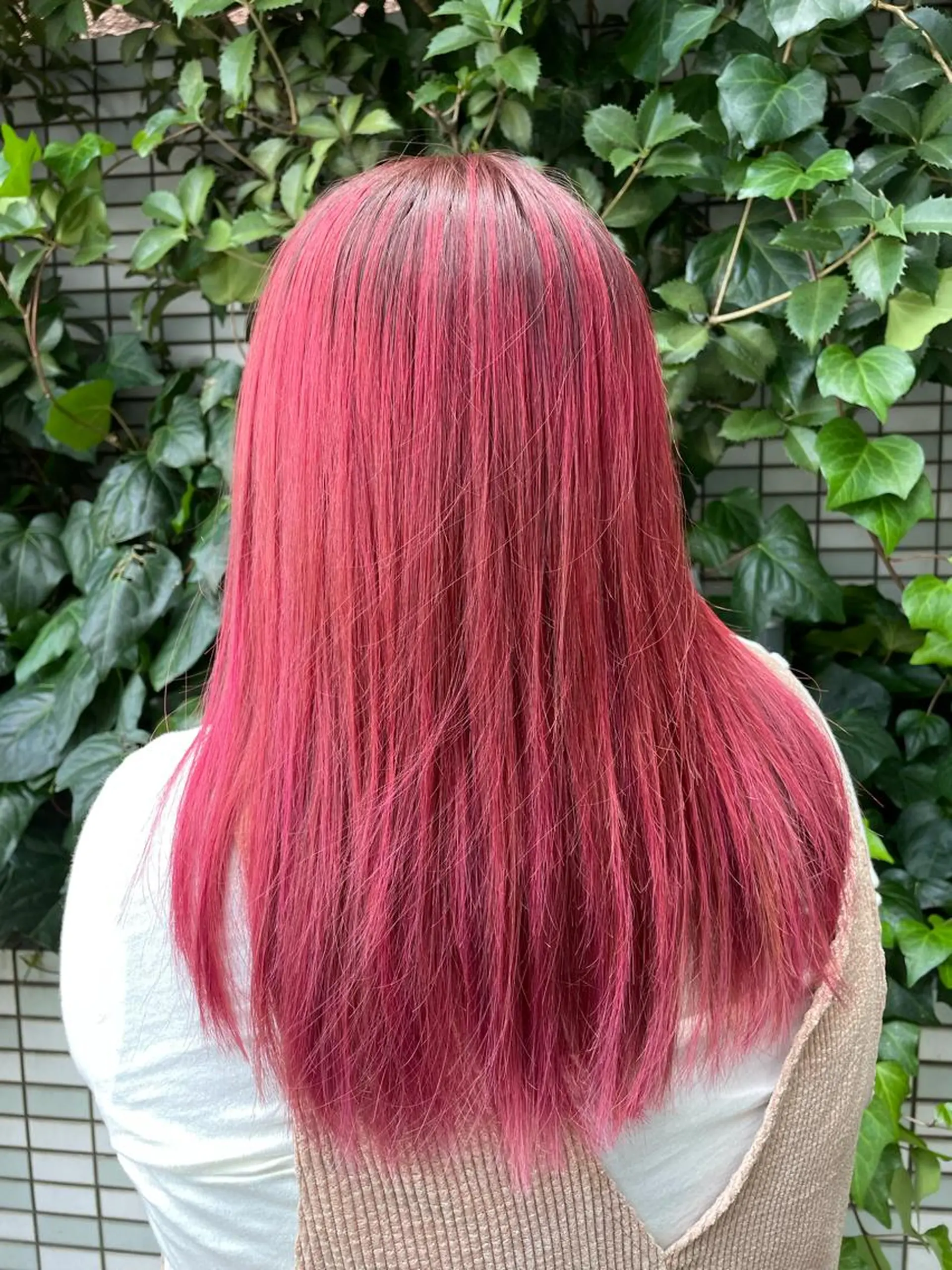 ミディアム カラー ブリーチ ブリーチなしカラー ピンクカラー カワシマ セイカのヘアスタイル