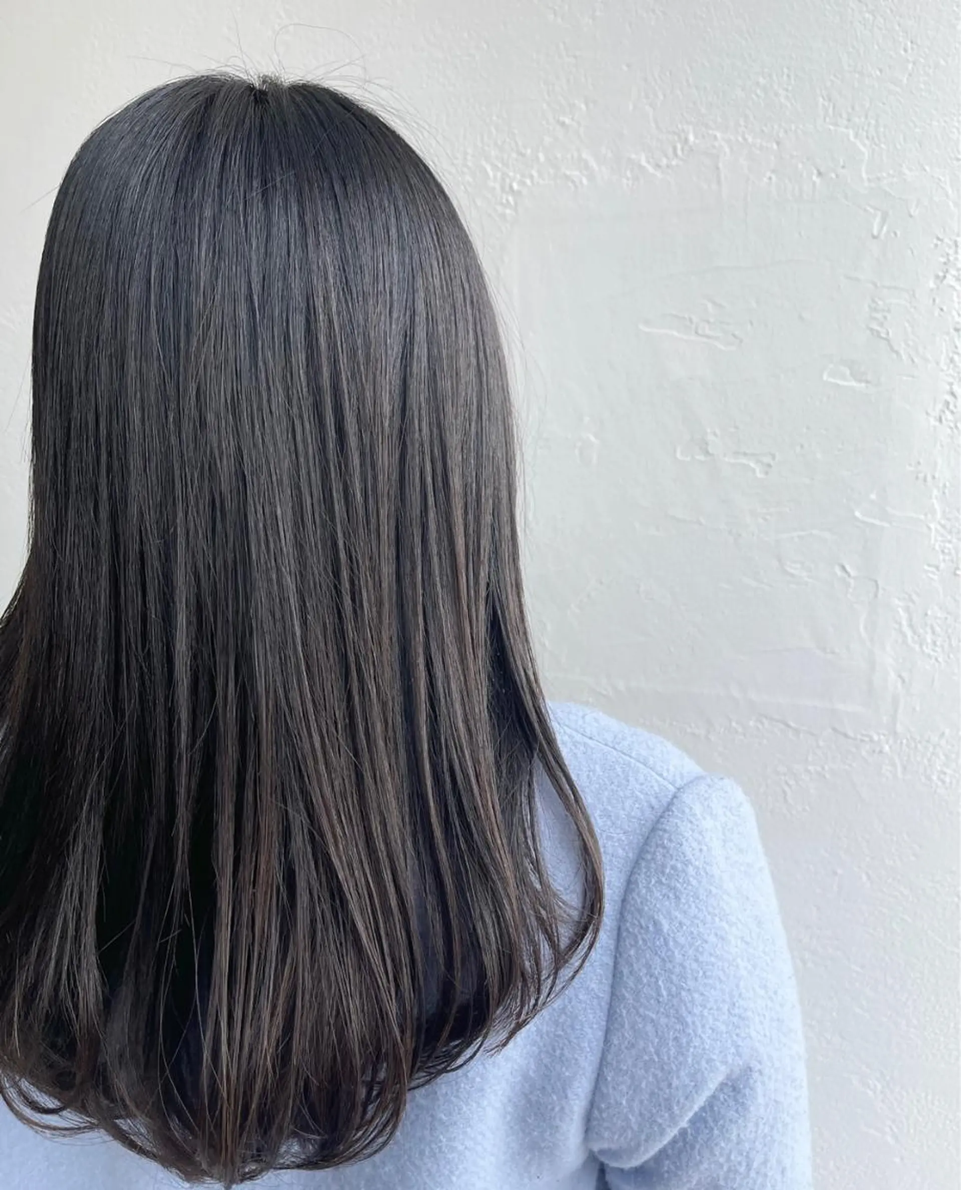 セミロング ZA/ZA  AOYAMA所属・フェミニンスタイル/ 艶カラー/amiのヘアスタイル