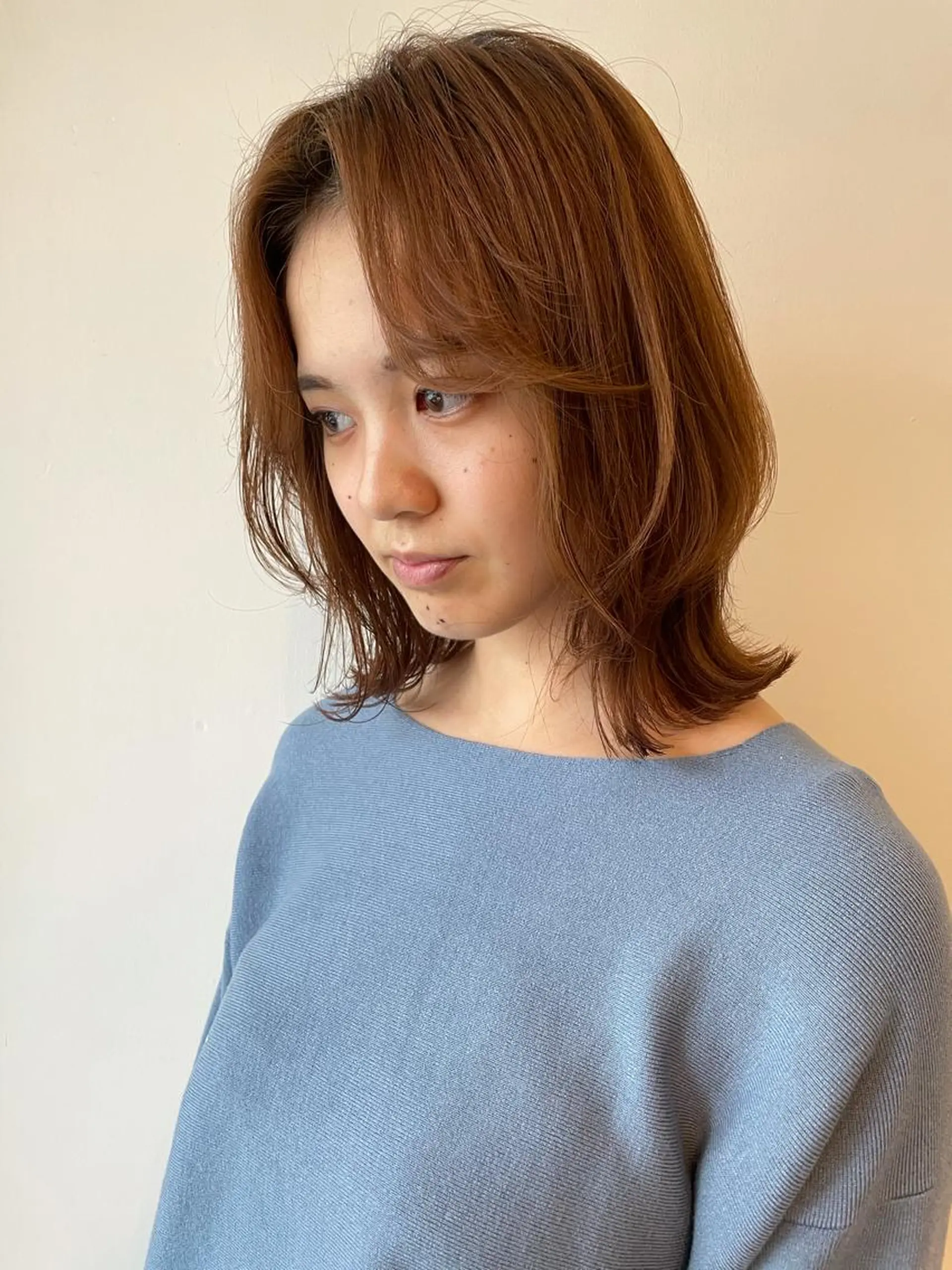 ミディアム 安藤 佑衣のヘアスタイル