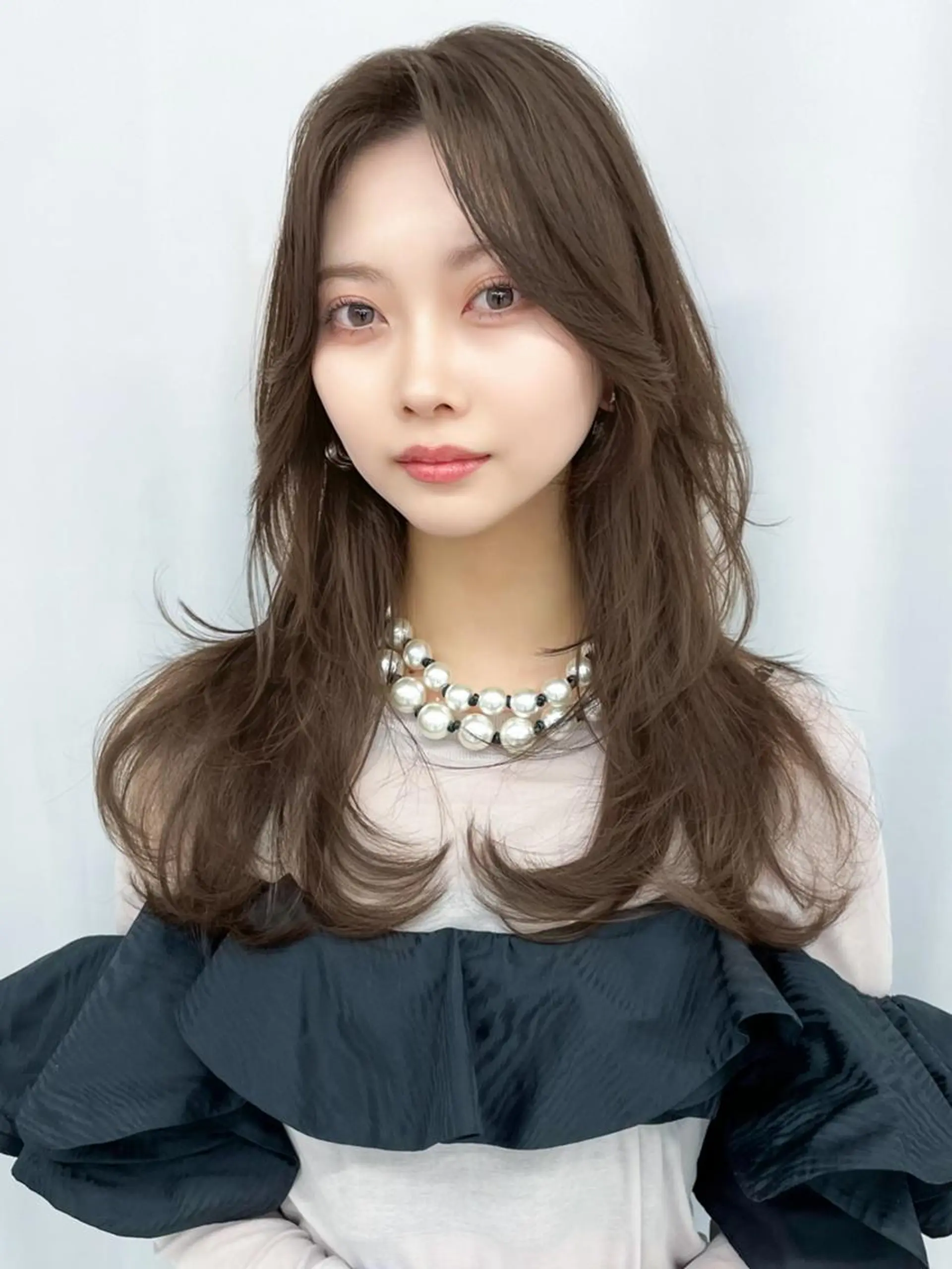 カラー セミロング くびれヘア レイヤーカット ITbyALBUM 松戸のヘアスタイル