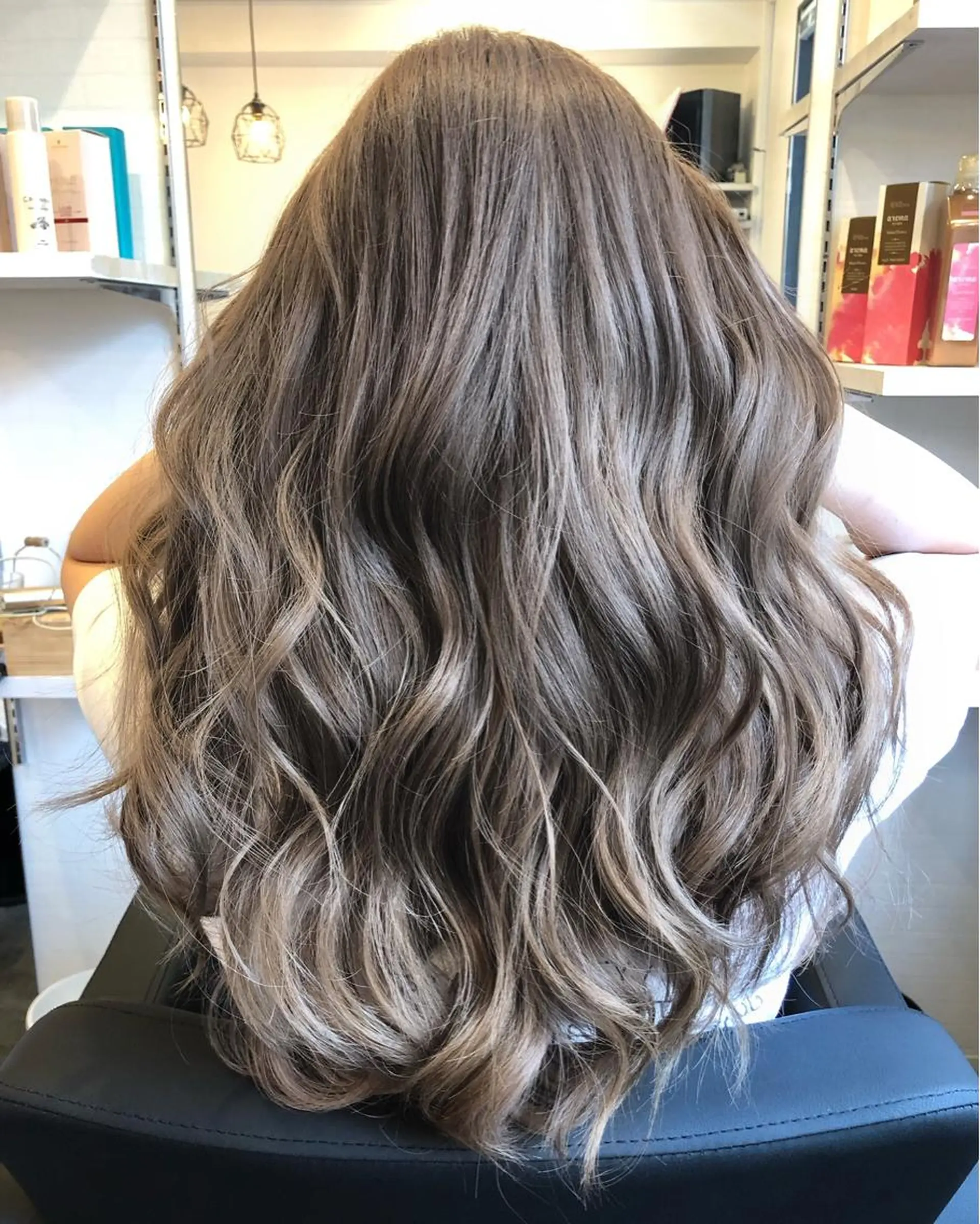 セミロング シールエクステ エクステ ヘアカラー 100%高級人毛使用 LANIUMEDAのヘアスタイル