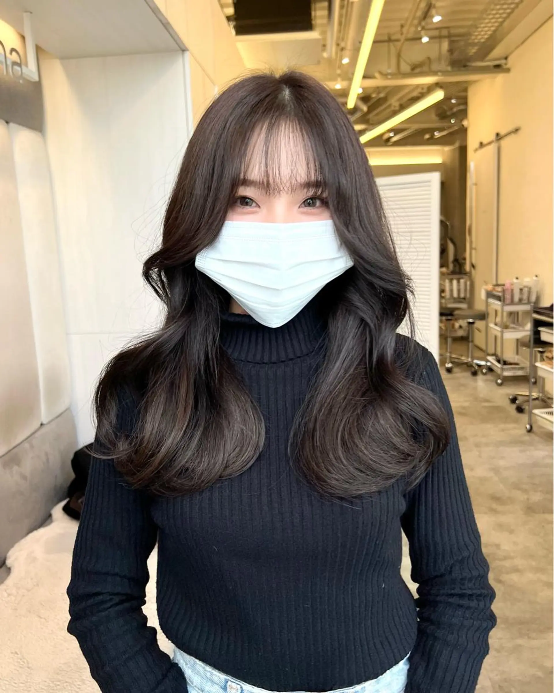 ロング カラー ヘアアレンジ ダークグレー ダークグレージュ グレージュ くびれヘア 韓国風ヘア レイヤー/透明感 🍃鈴木裕介のヘアスタイル