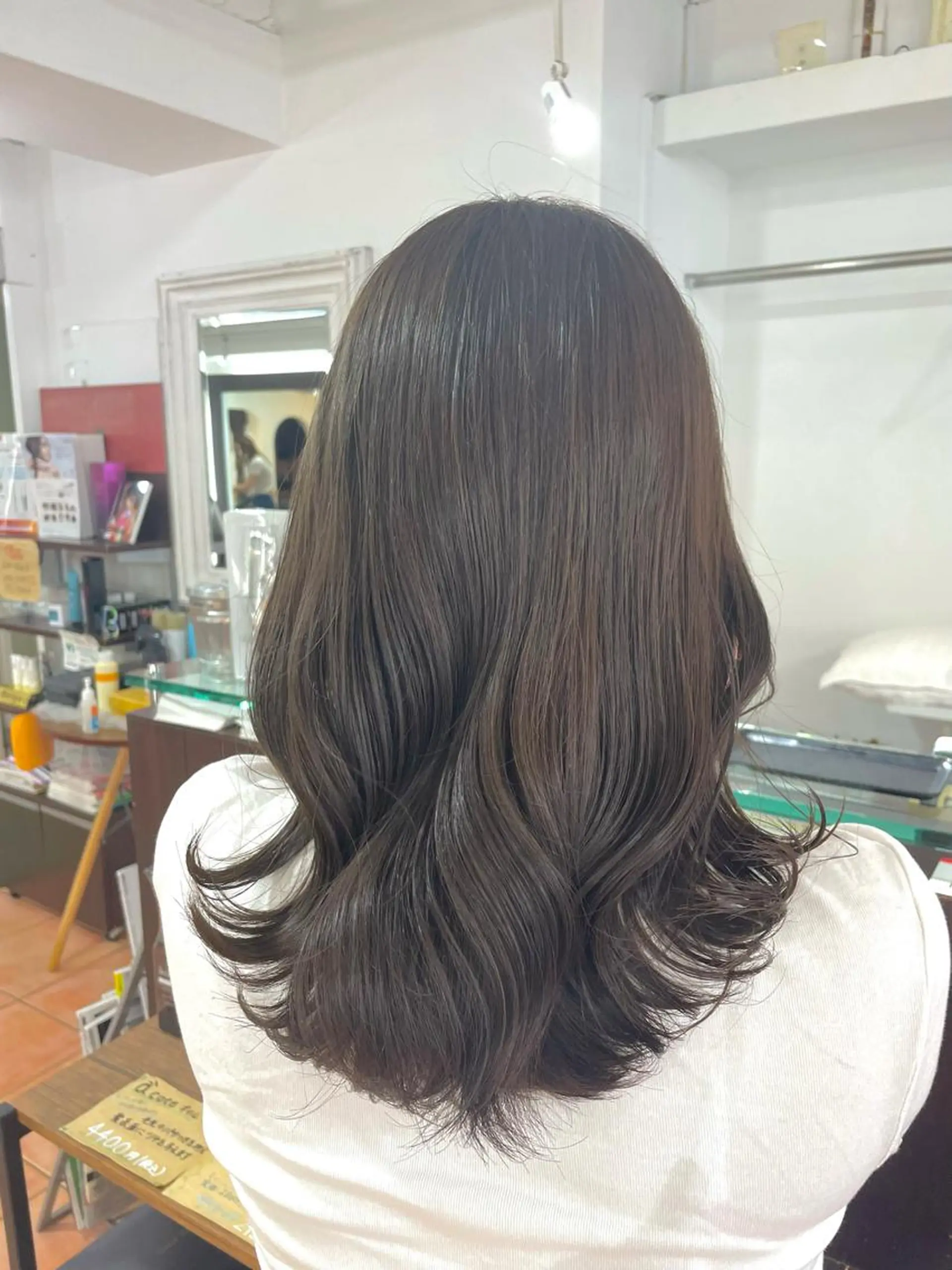 ミディアム カラー アッシュ 透明感カラー 🦋透明感 艶カラー Rie🦋のヘアスタイル