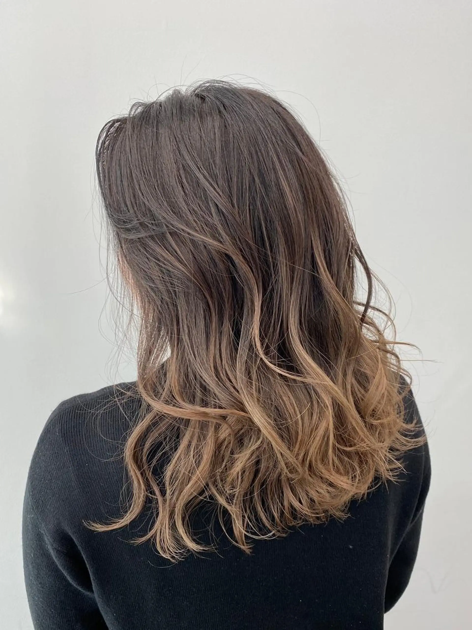 セミロング カラー ヘアアレンジ バレイヤージュ レイヤーカット 【公式】amble luxe池袋東口💛のヘアスタイル