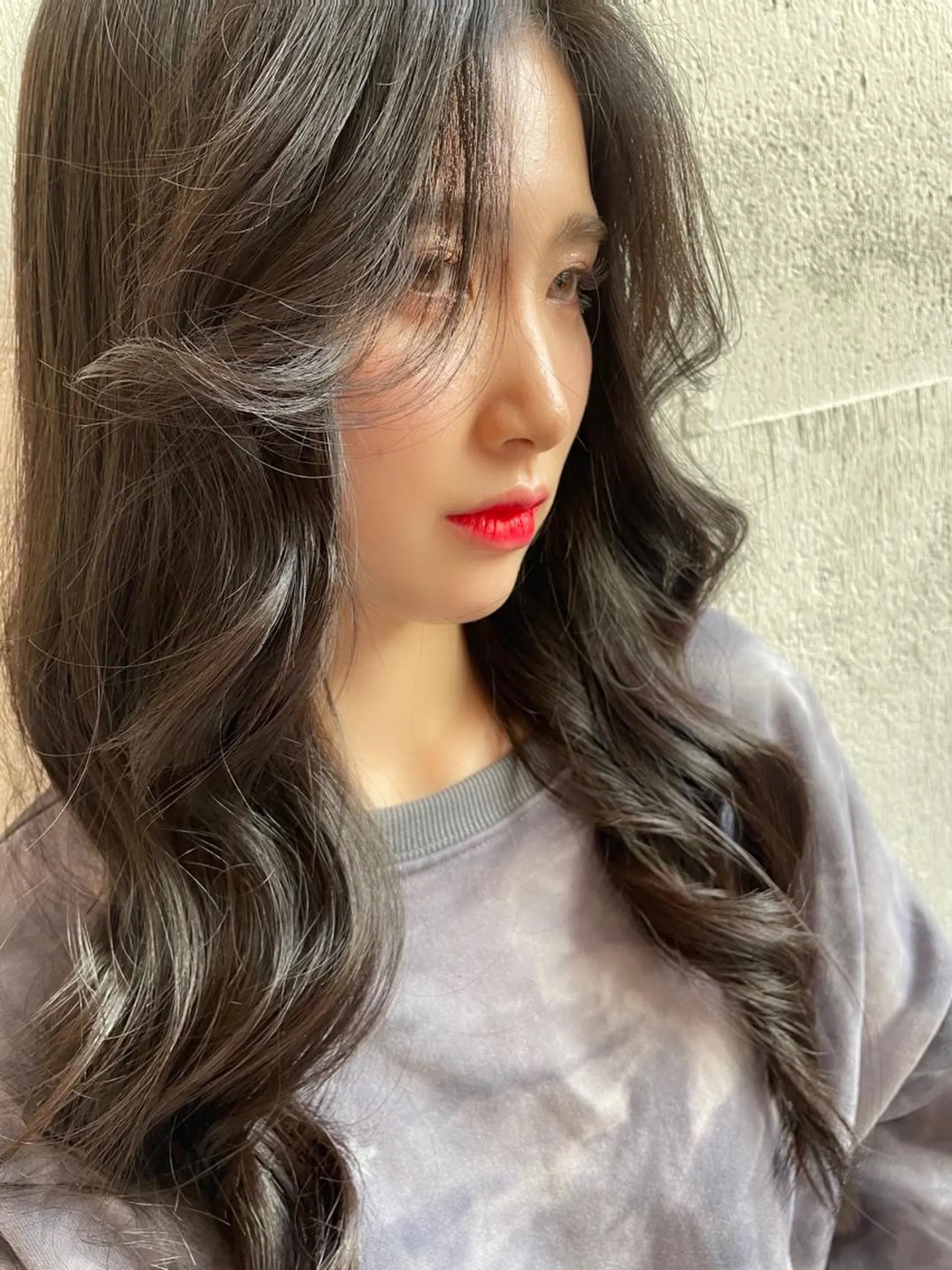 ロング ロング トリートメント カット トリートメント hisano / ハイトーン・透明感のヘアスタイル