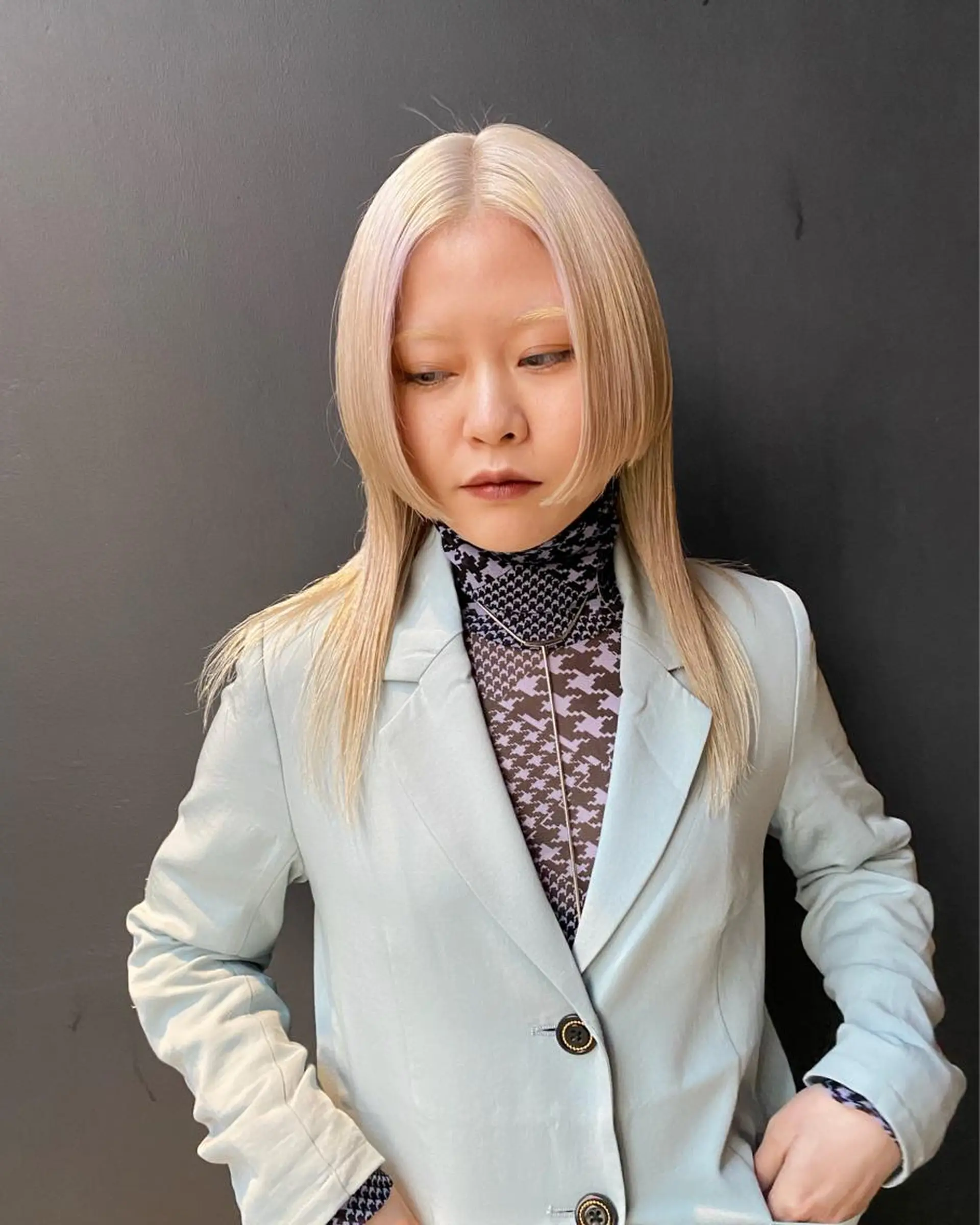 ミディアム カラー ブリーチ ヘアカラー トリートメント SALOWIN天神大名店所属・吉武 茂暉のヘアスタイル