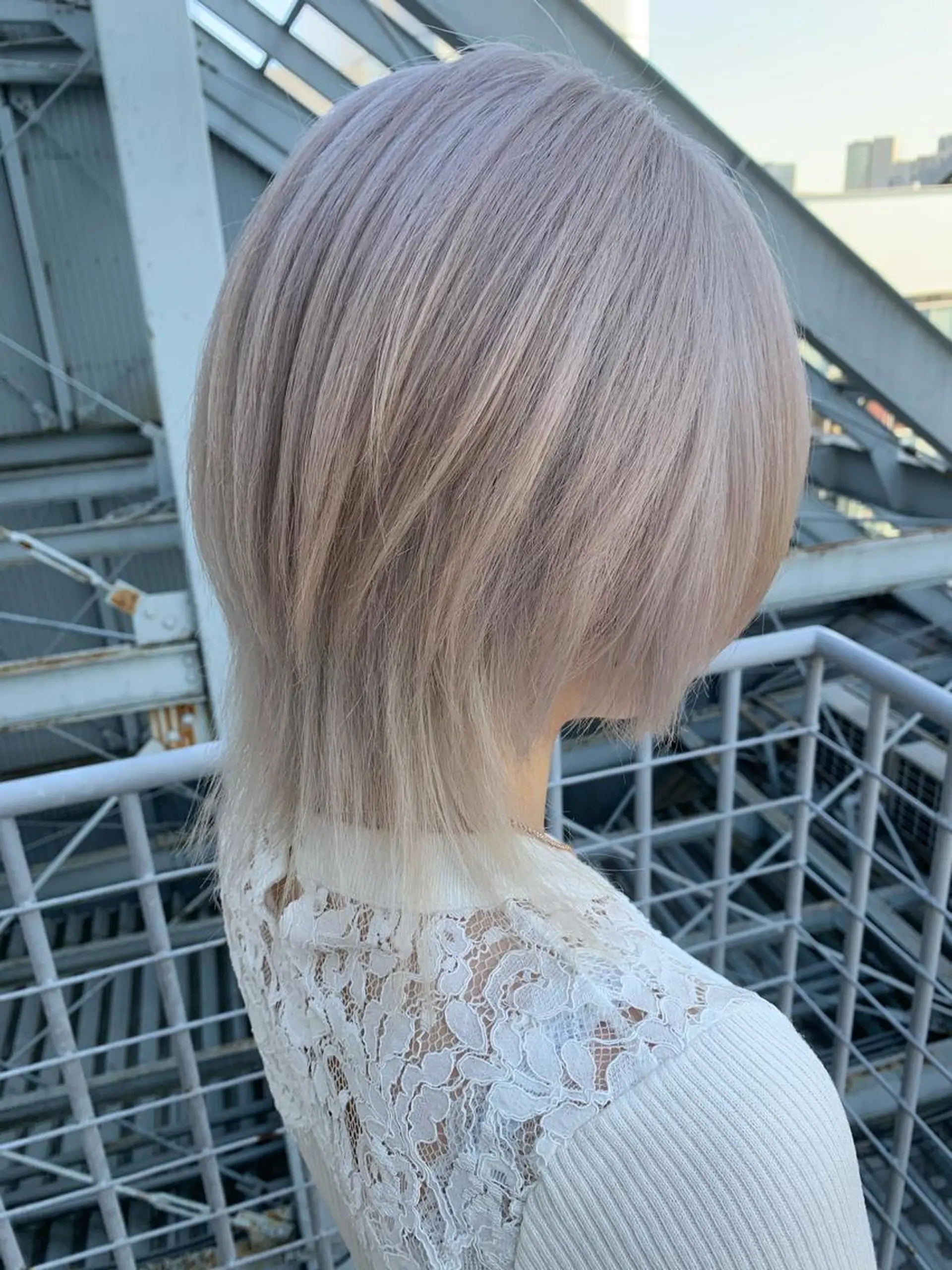 ミディアム カラー ハイトーンカラー ウルフカット ヘアカラー トリートメント ヘアセット 🦋レイヤーカット ミドリカワ🦋のヘアスタイル