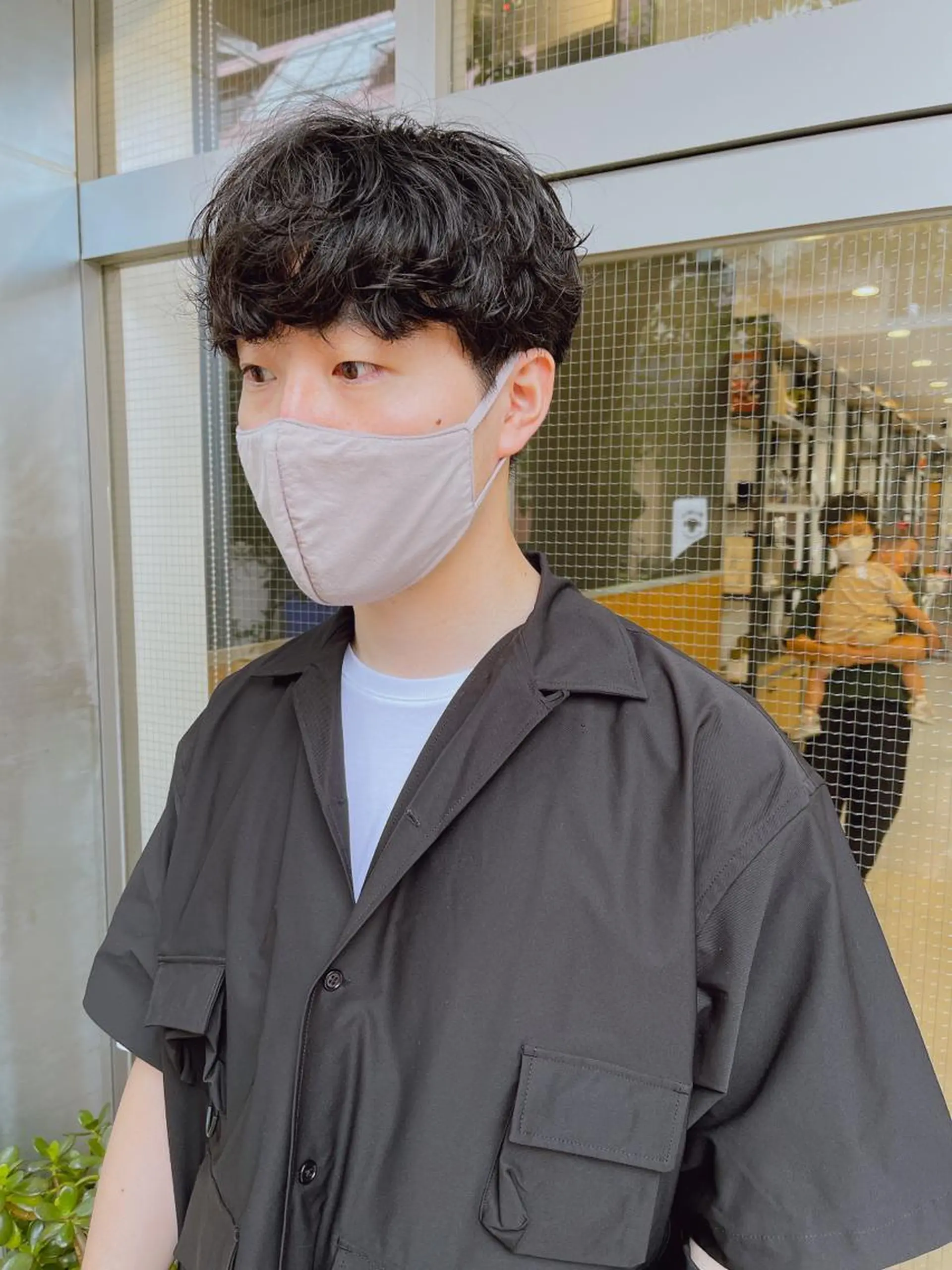 ショート パーマ メンズ マッシュ メンズパーマ カット ヘアカラー パーマ 縮毛矯正 トリートメント メンズパーマ タカキリョウのヘアスタイル