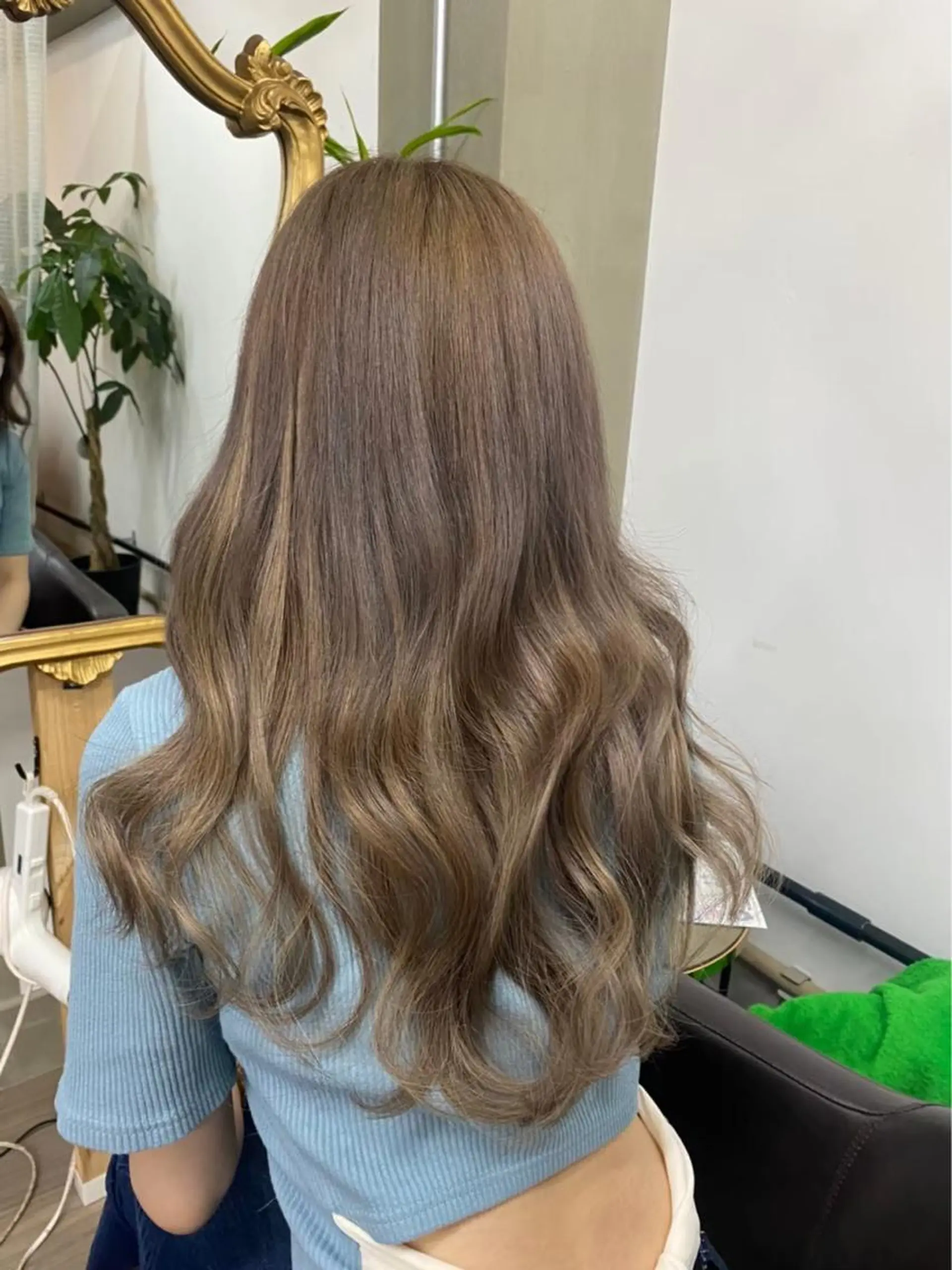 ロング カット ヘアカラー エクステ プルエクステ界隈 ハイトーン/カツオ✨のヘアスタイル