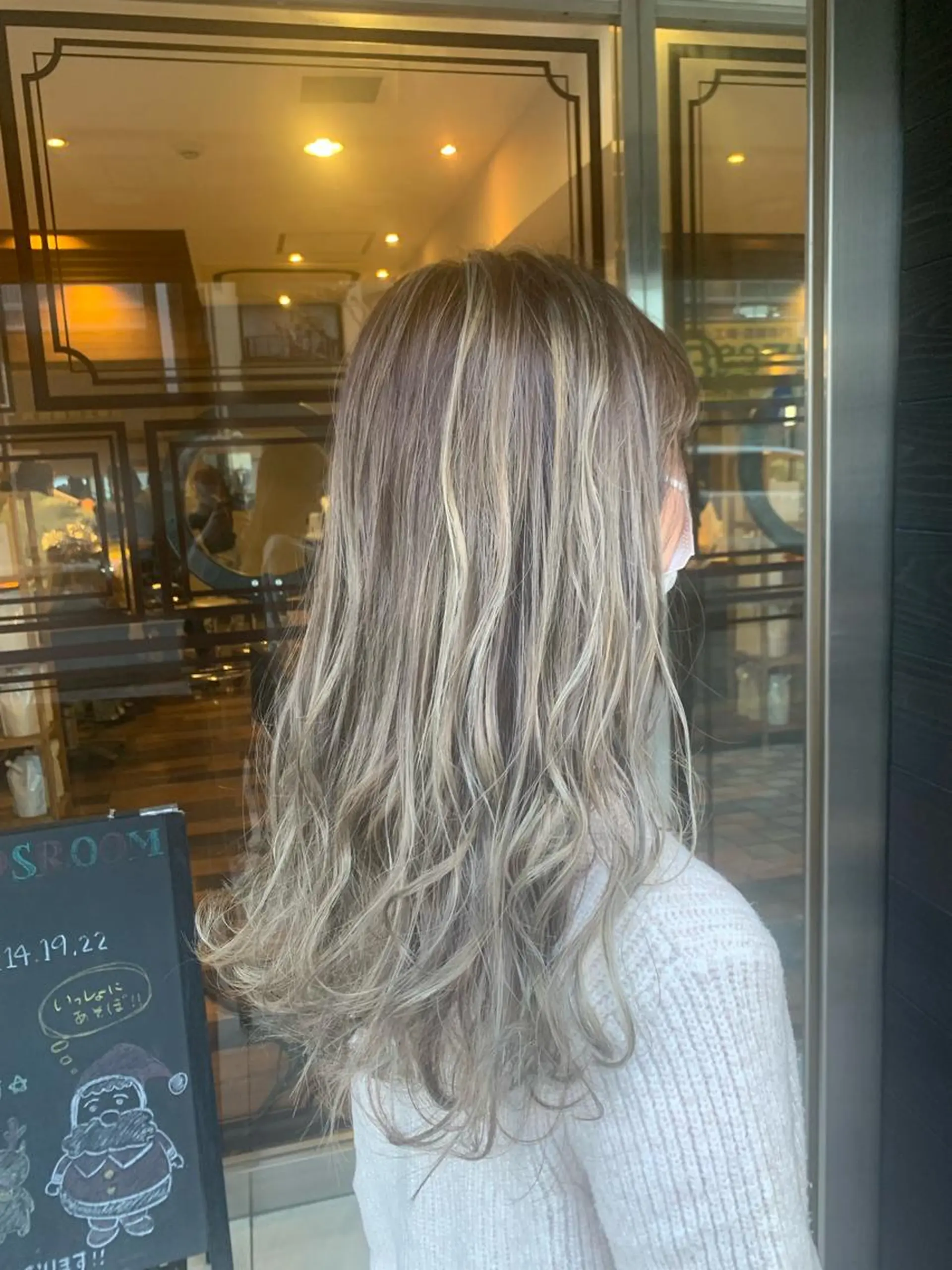 セミロング ハイライト ヘアカラー ◆◇◆ナカハマ アキト◆◇◆のヘアスタイル