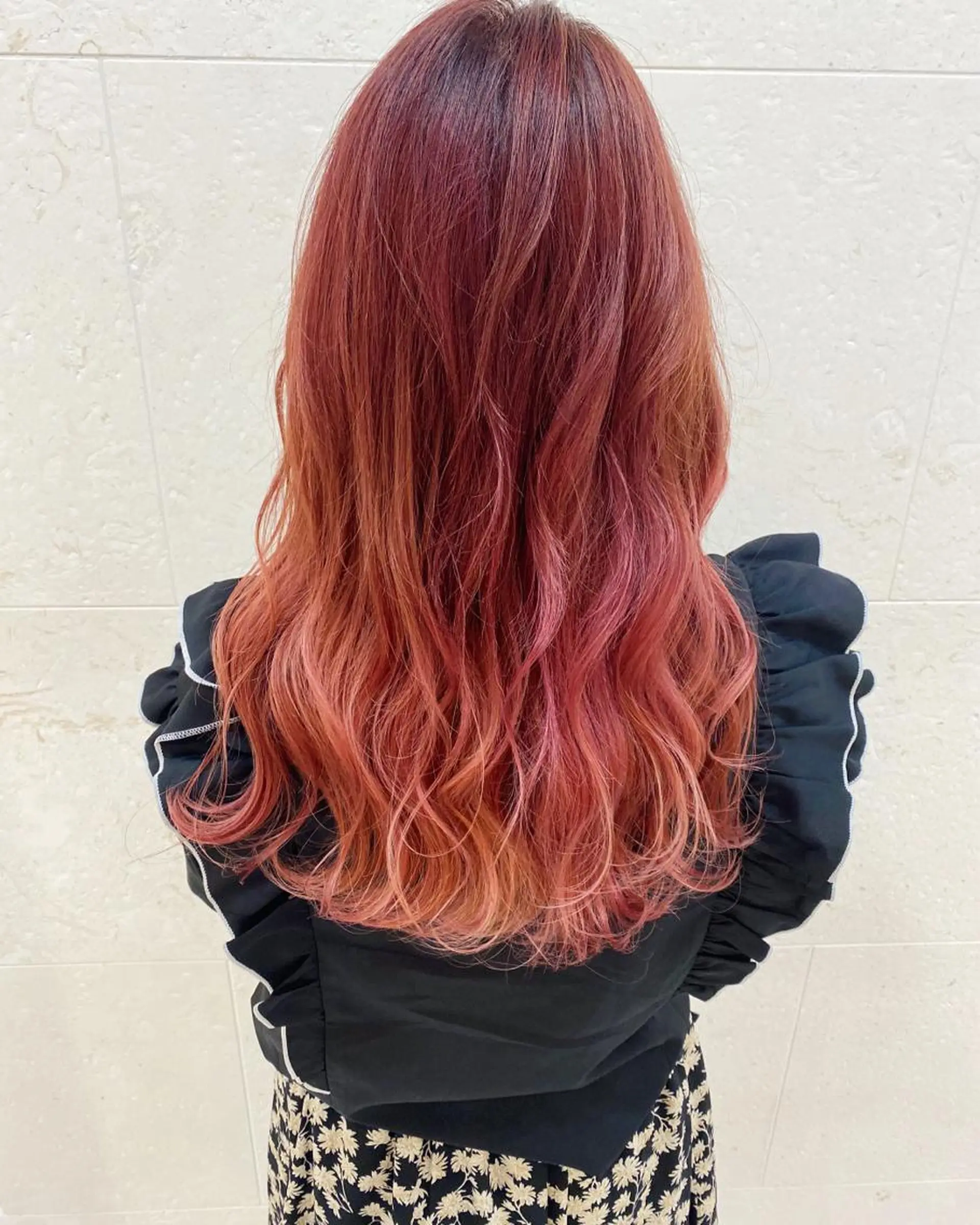 ミディアム カラー カット ヘアカラー トリートメント shanti 渡辺新也✂️のヘアスタイル