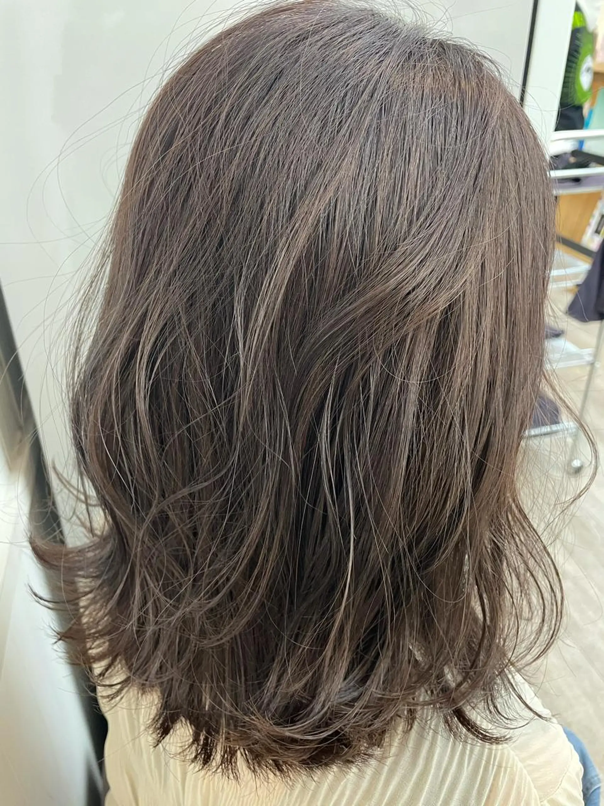 ミディアム カラー ヘアアレンジ ヘアカラー トリートメント 前髪顔周り✂️店長 ❤️アマミヤ❤️のヘアスタイル