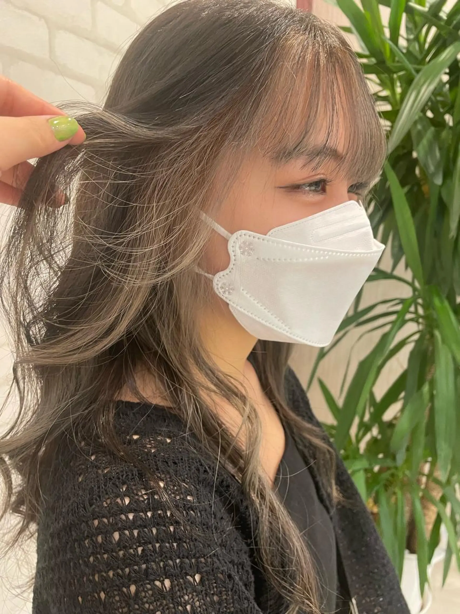 ロング カラー ミストバング  フェイスフレーミング カット ヘアカラー 飯塚 愛美のヘアスタイル