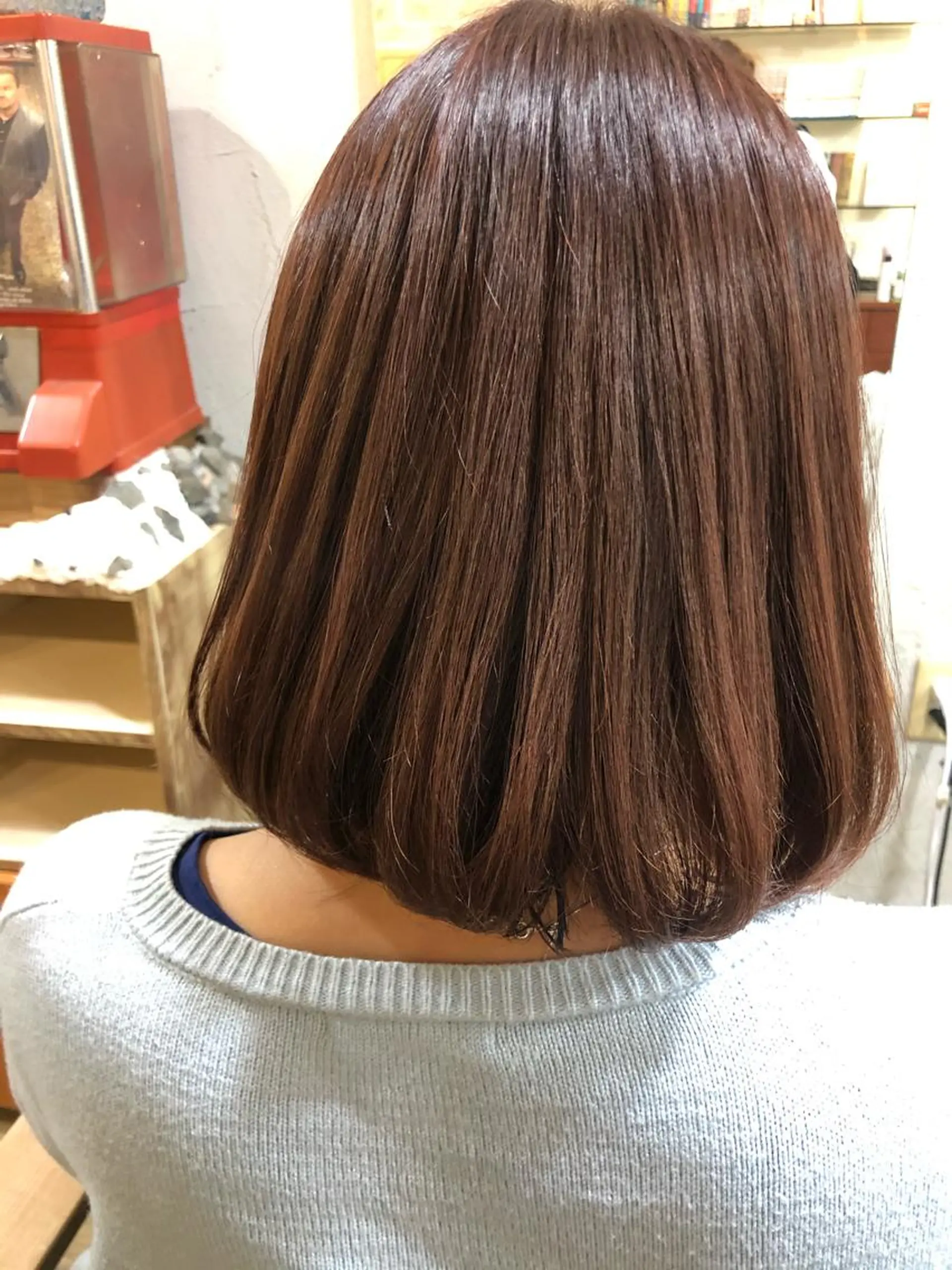 ミディアム カット ヘアカラー 國次 夕貴のヘアスタイル