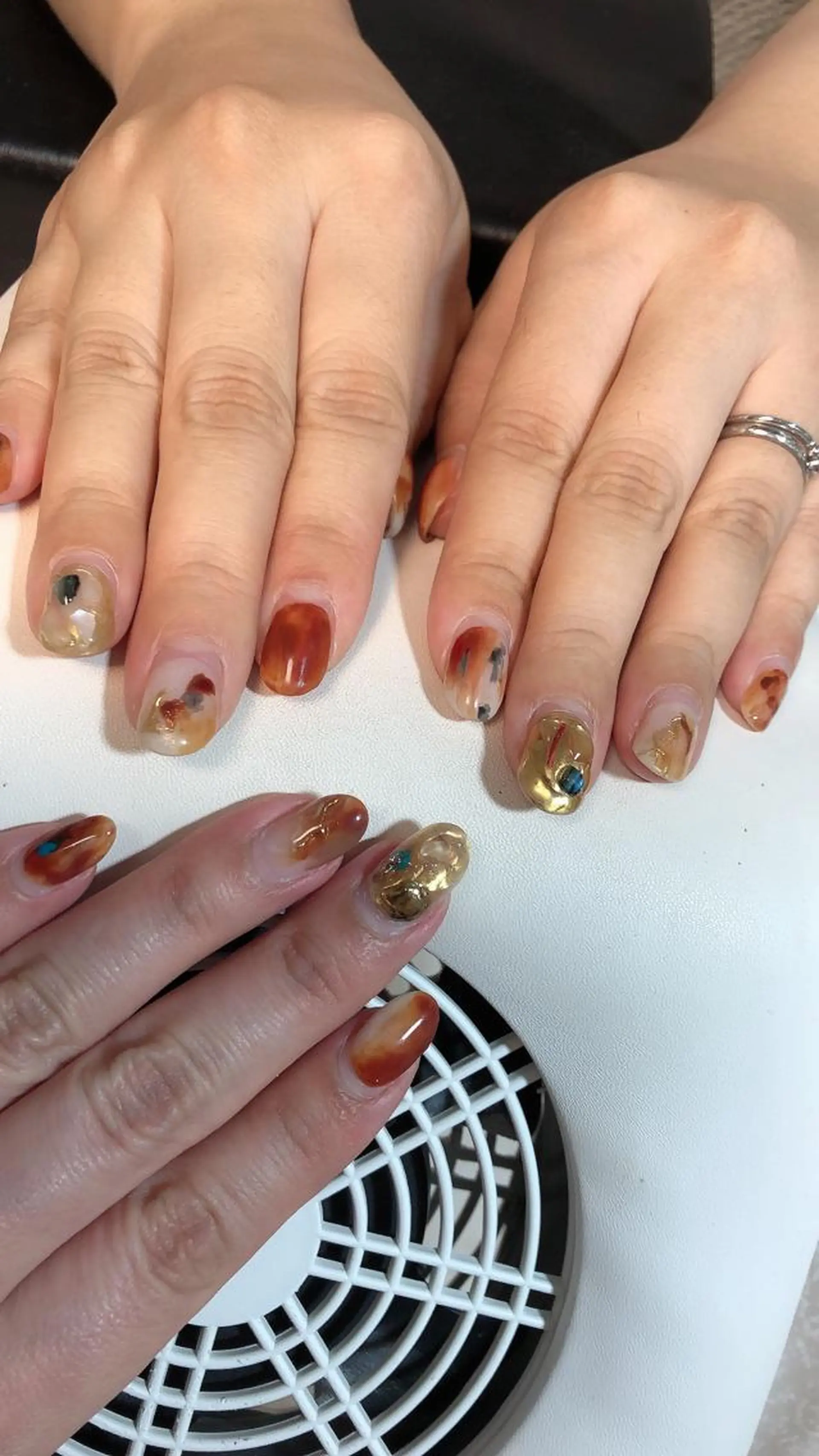 ネイル ジェルネイル パラジェル 沖縄市ネイルサロン エメラルドアイルのネイルデザイン