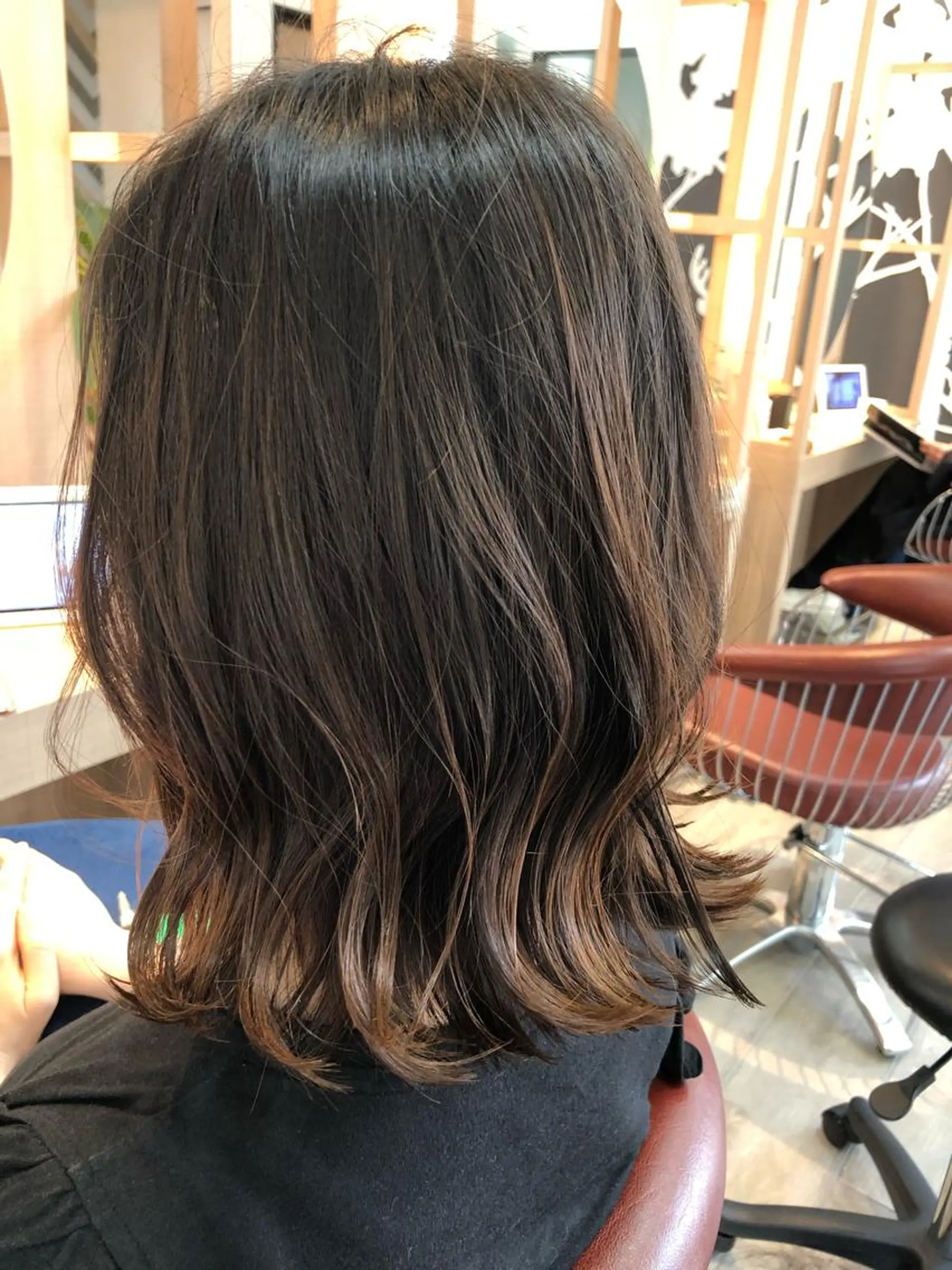 ミディアム 美髪応援！ツヤ髪 🦩対馬🦩のヘアスタイル