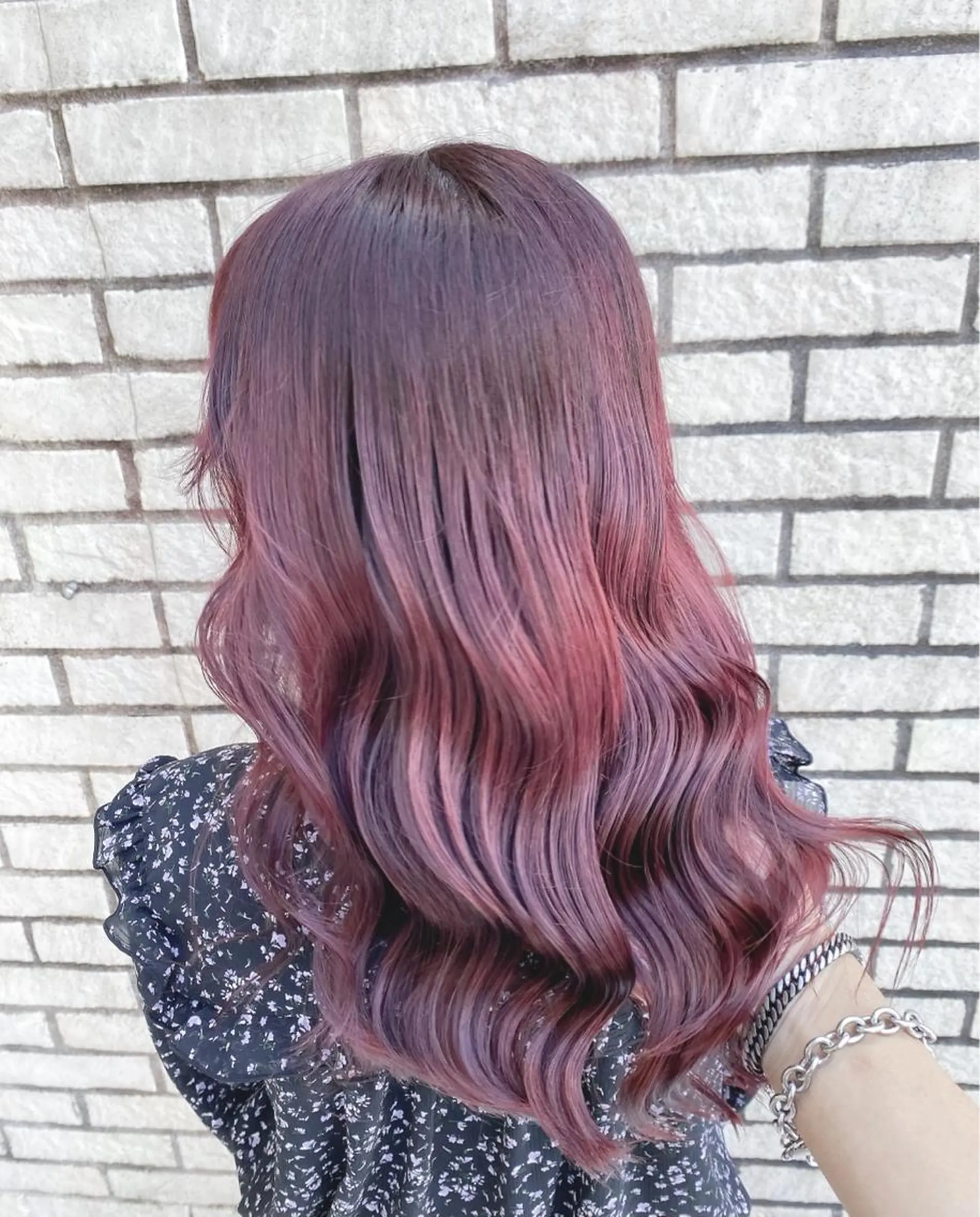ミディアム カラー ヘアカラー 艶髪レイヤー屋さん 大澤竜馬のヘアスタイル
