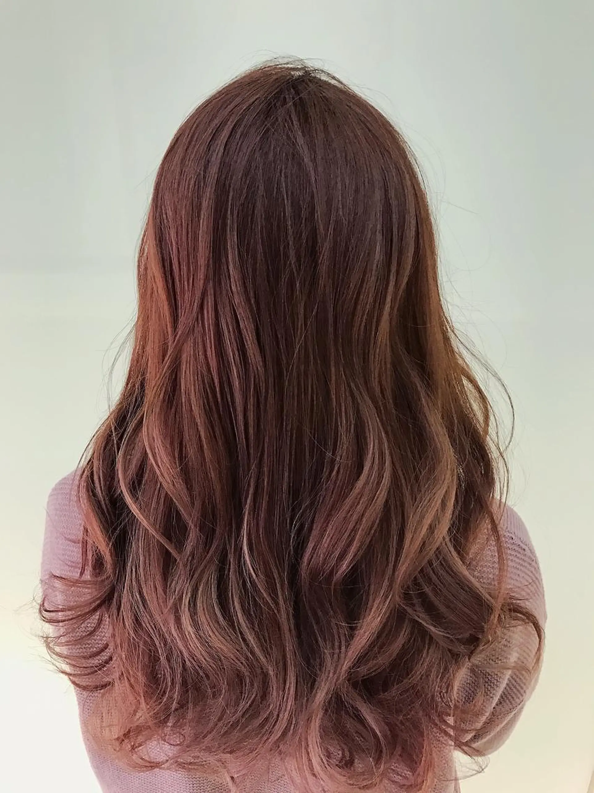 ロング カラー アッシュ ブリーチ ピンクカラー ピンクアッシュ Lee枚方所属・今里 弘樹のヘアスタイル