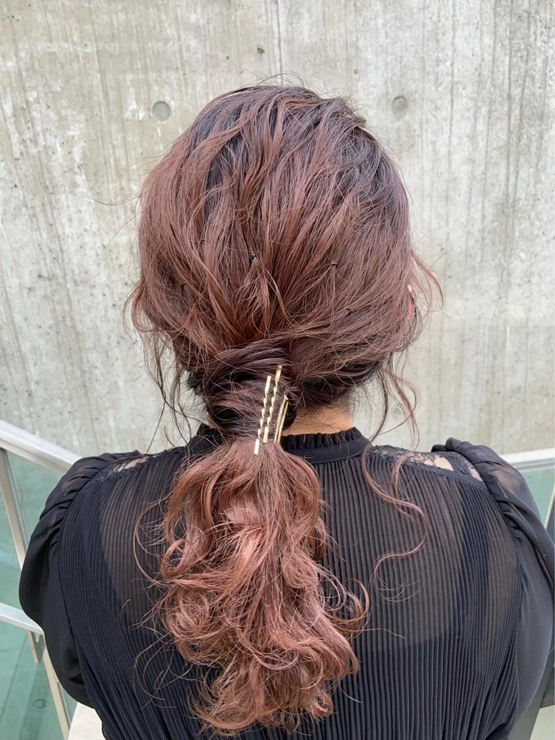 ミディアム ヘアアレンジ ヘアセット 流音 【直前割あり】のヘアスタイル