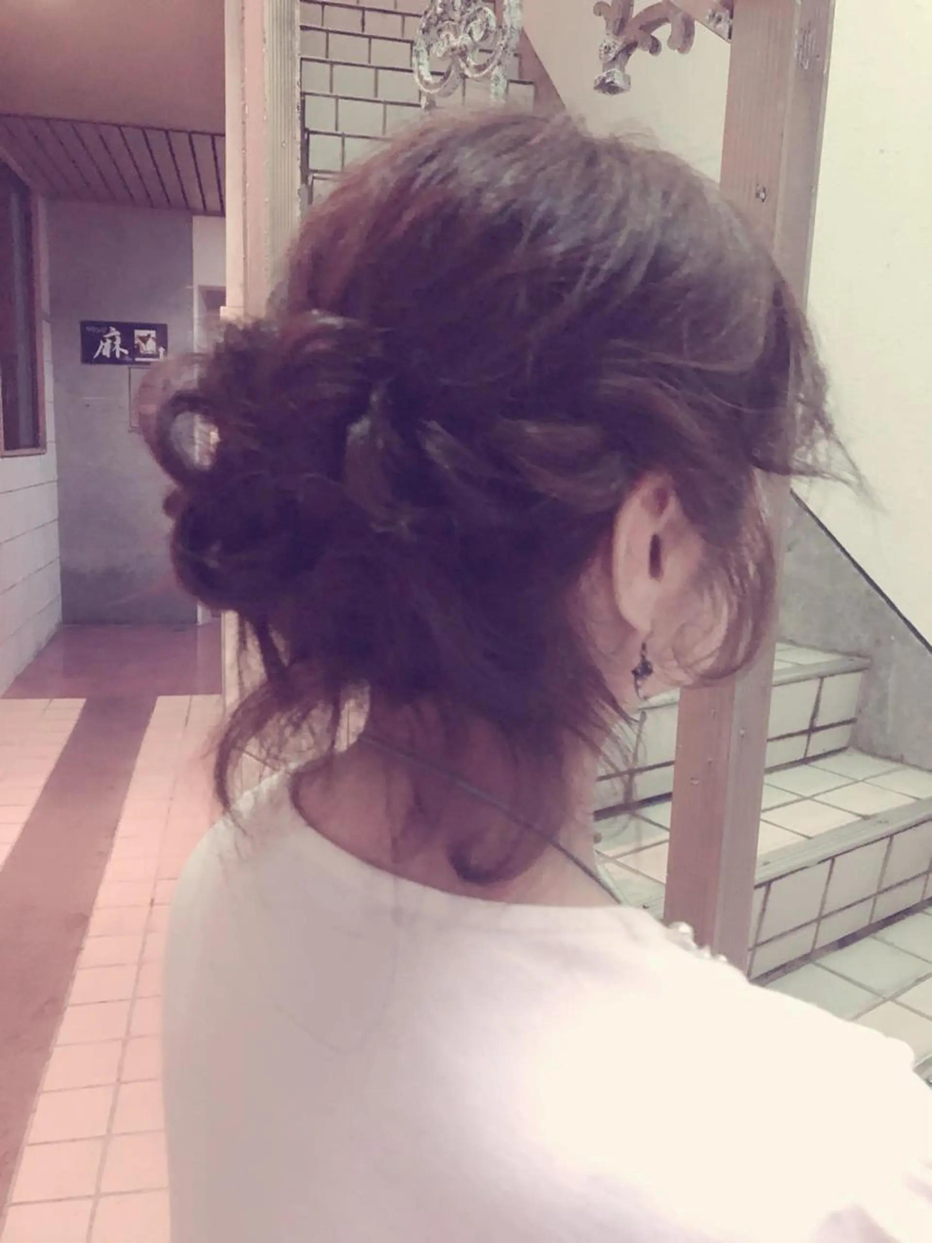 セミロング カラー パーマ ヘアアレンジ メンズ キッズ ネイル マツエク・マツパ ハーフアップ 結婚式・ブライダル 結婚式・ブライダル デート ブライダルネイル 銀河 ティンガーラのヘアスタイル