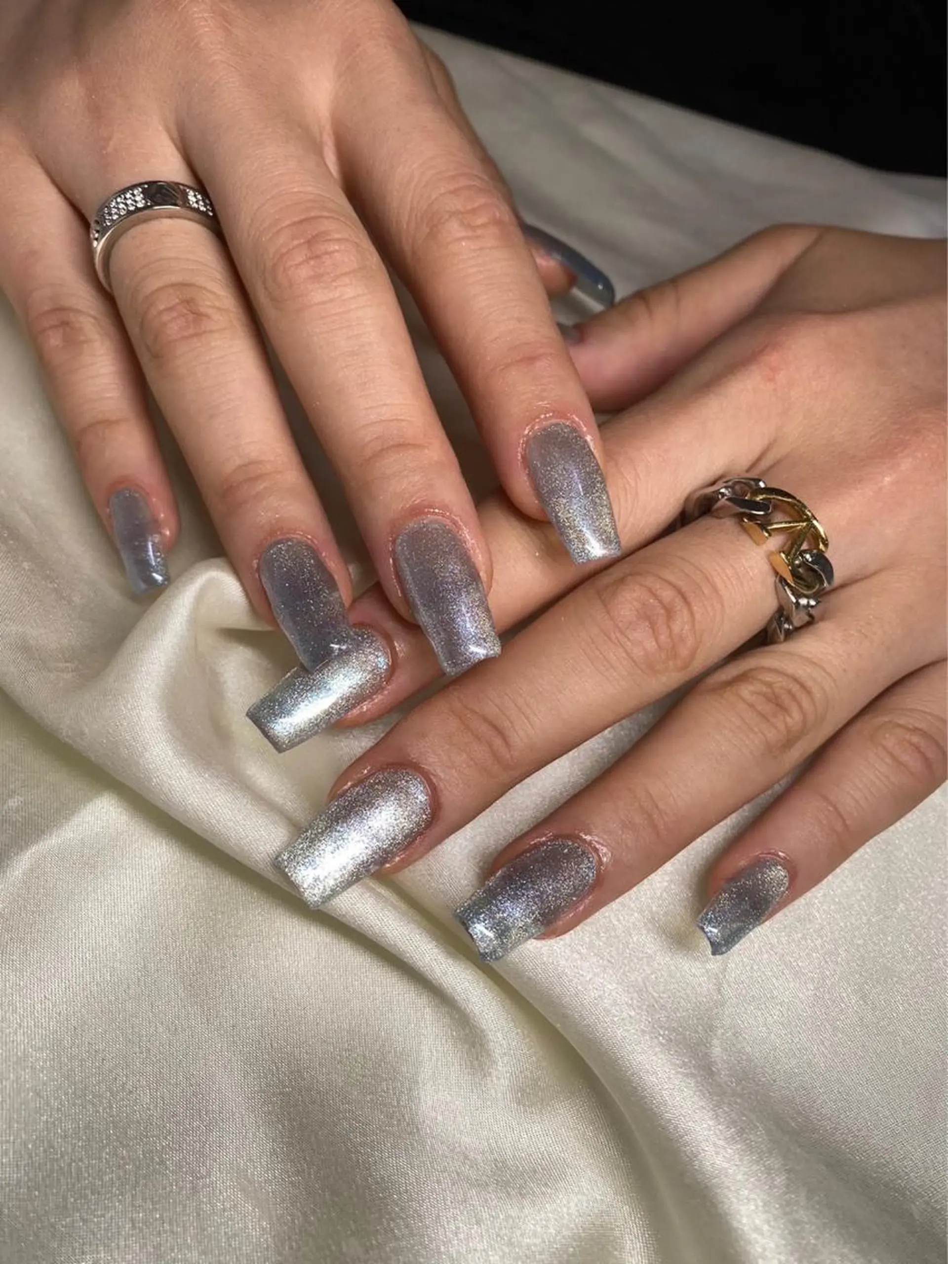 ネイル マツエク・マツパ アイブロウ 眉カラー 韓国風マツエク パリジェンヌラッシュリフト まつげパーマ ワンホンマツエク ハンドネイル Nail&eye Belire 新宿のネイルデザイン