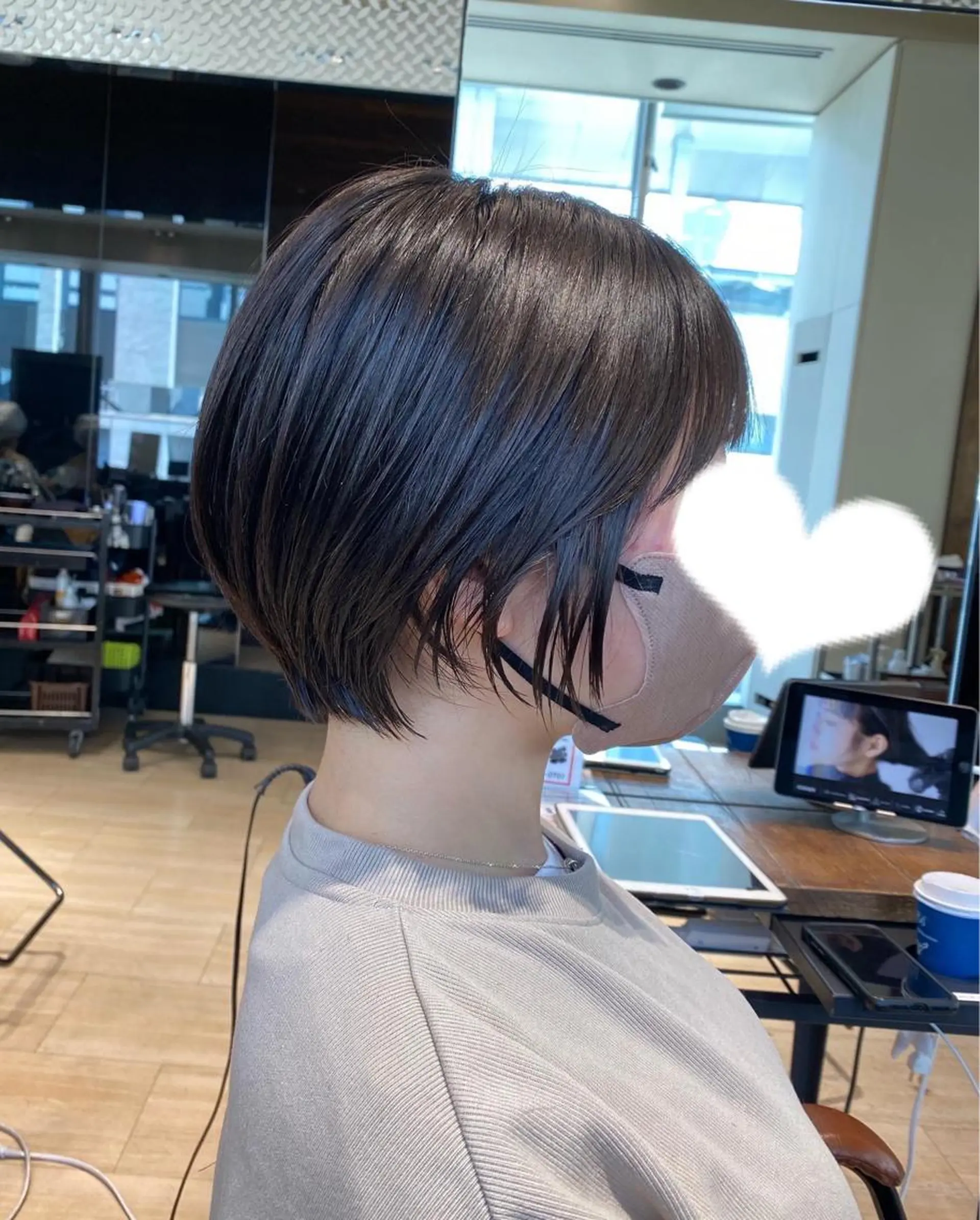 ショート 赤羽今日子/レイヤー /盛れる顔まわりのヘアスタイル