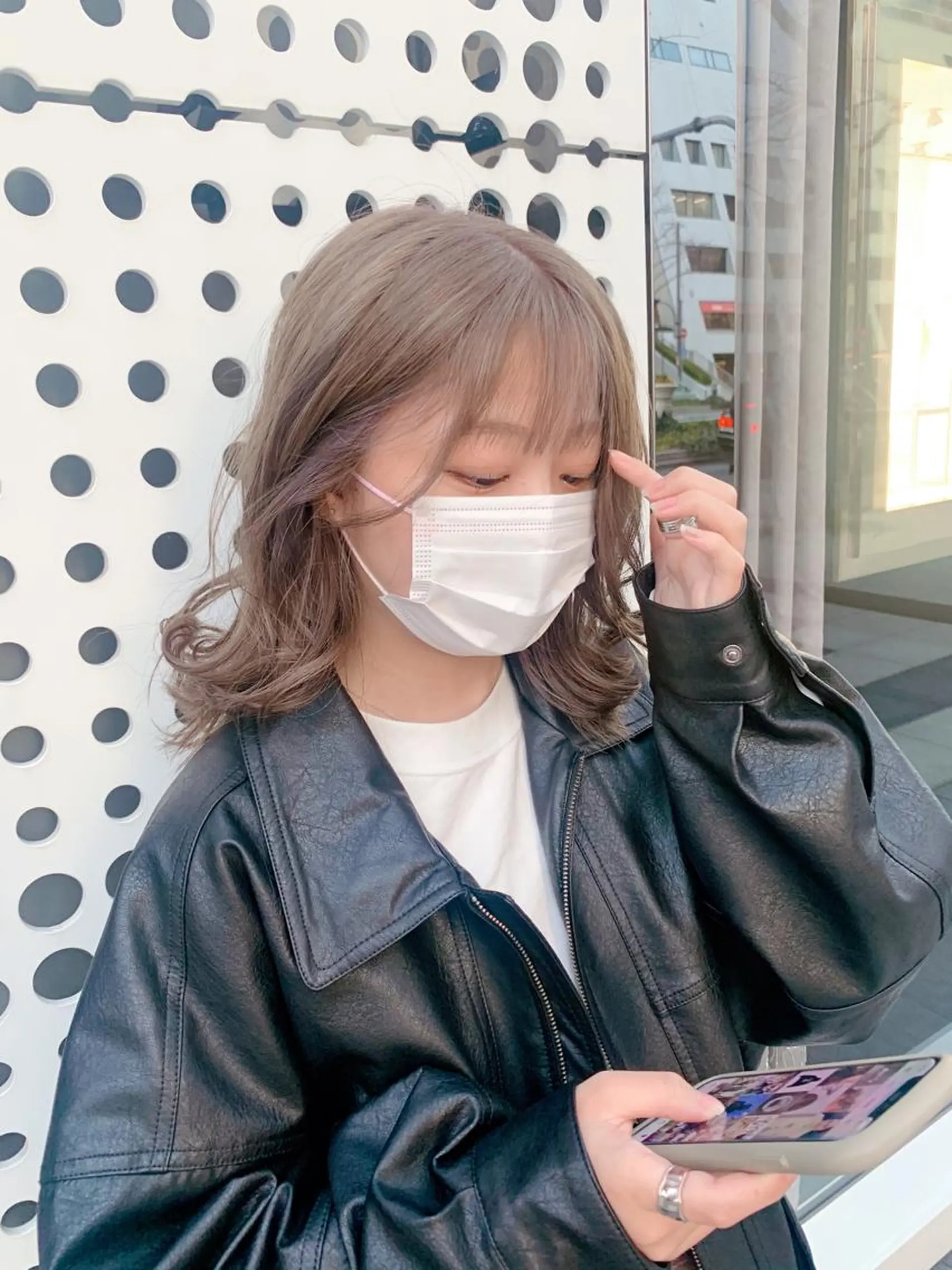 カラー ベージュカラー ブリーチ ダブルカラー グレージュ 桃果 momokaのヘアスタイル