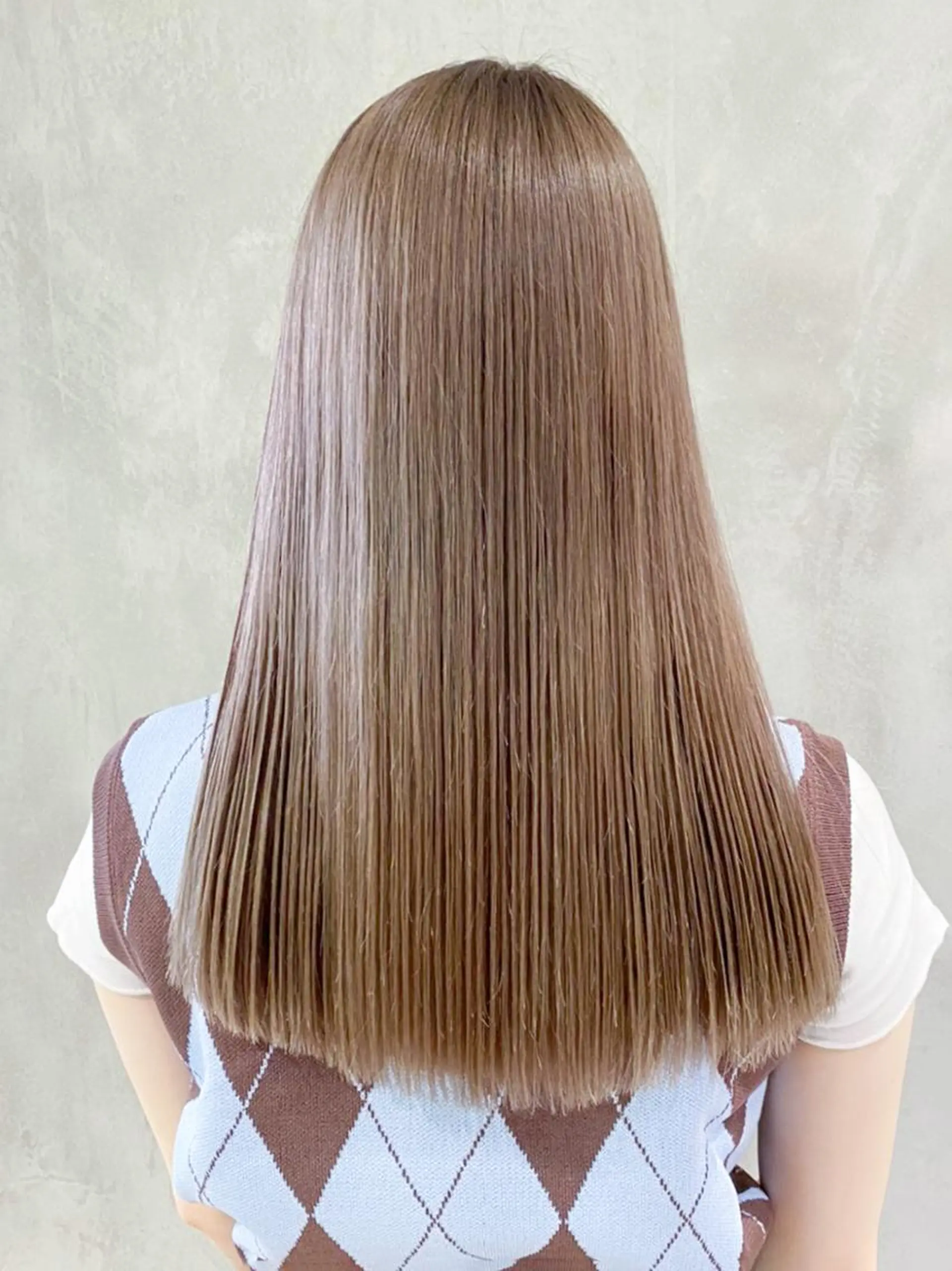 セミロング カラー パーマ ヘアアレンジ グレージュ ミルクティーグレージュ ITbyALBUM 松戸のヘアスタイル