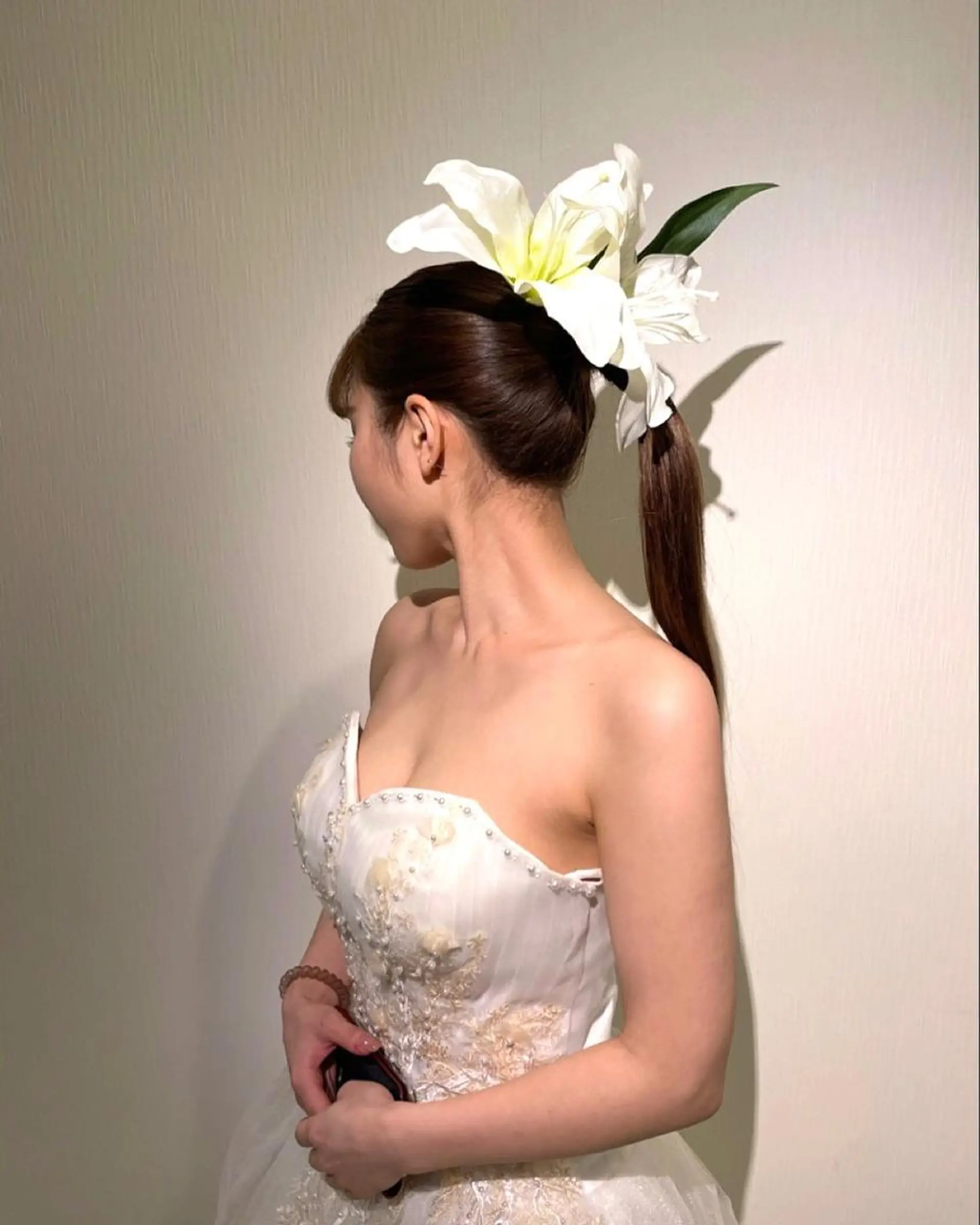 ロング ヘアアレンジ ポニーテール 結婚式・ブライダル 髪飾り MELIA所属・まつげと眉MELIA 鈴木のマツエク・マツパデザイン
