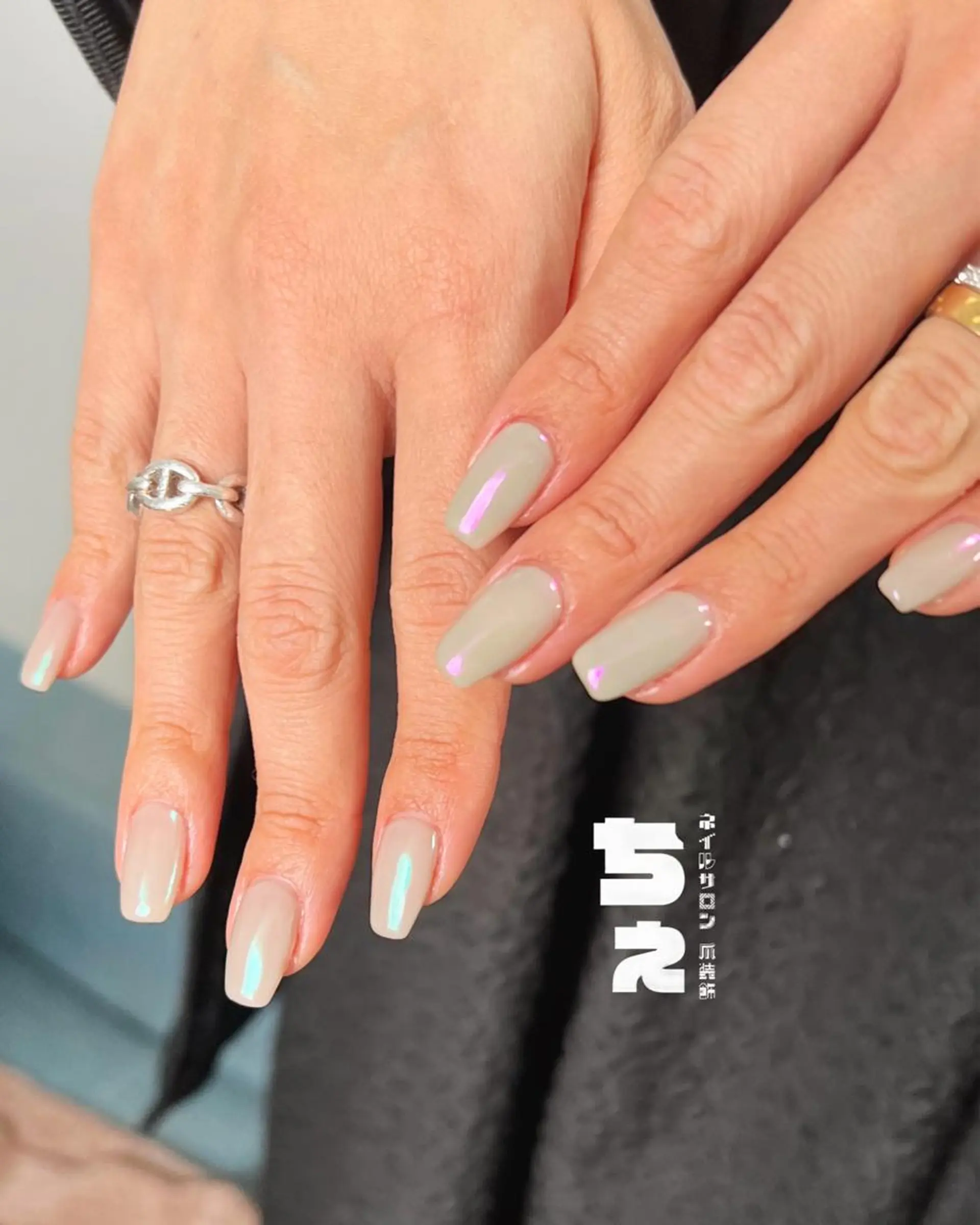 ネイル オーロラネイル ハンドネイル nail salon CHEのネイルデザイン