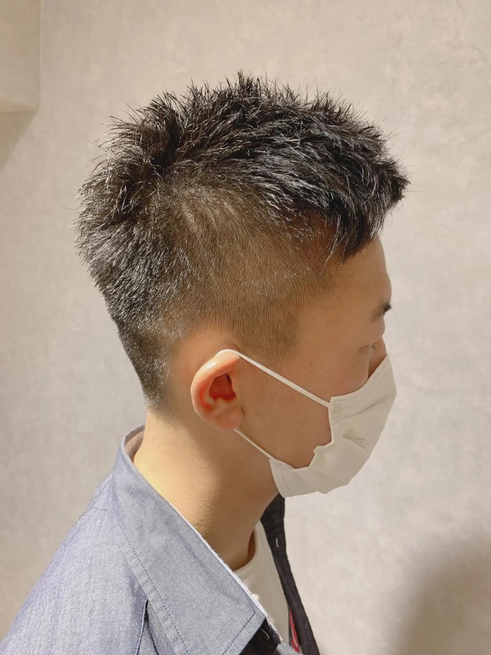 ショート メンズ 刈り上げ 當間 大知のヘアスタイル