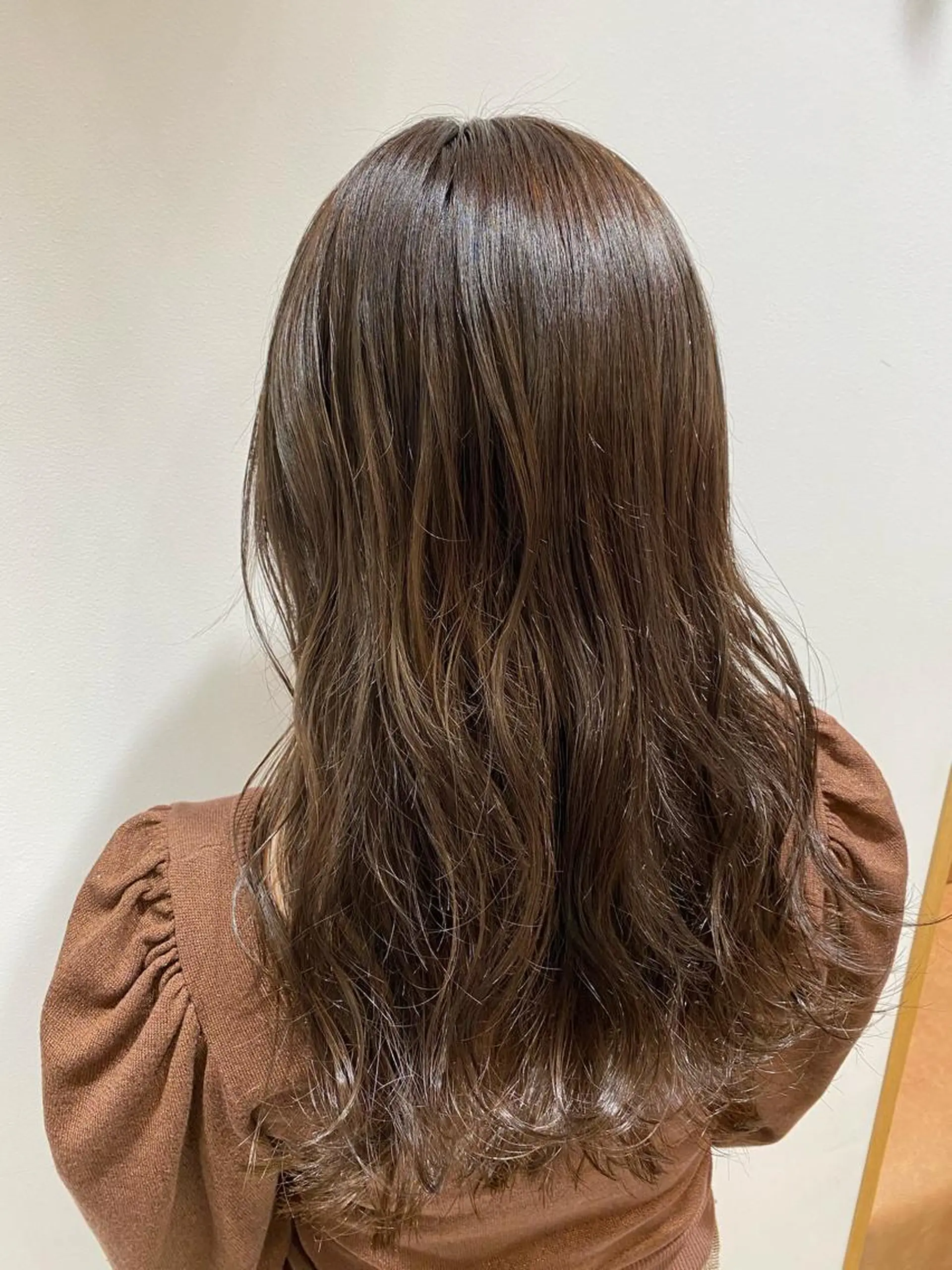 カラー ベージュカラー ブラウンカラー ブラウンベージュ 福元友梨 ディレクター✂️のヘアスタイル