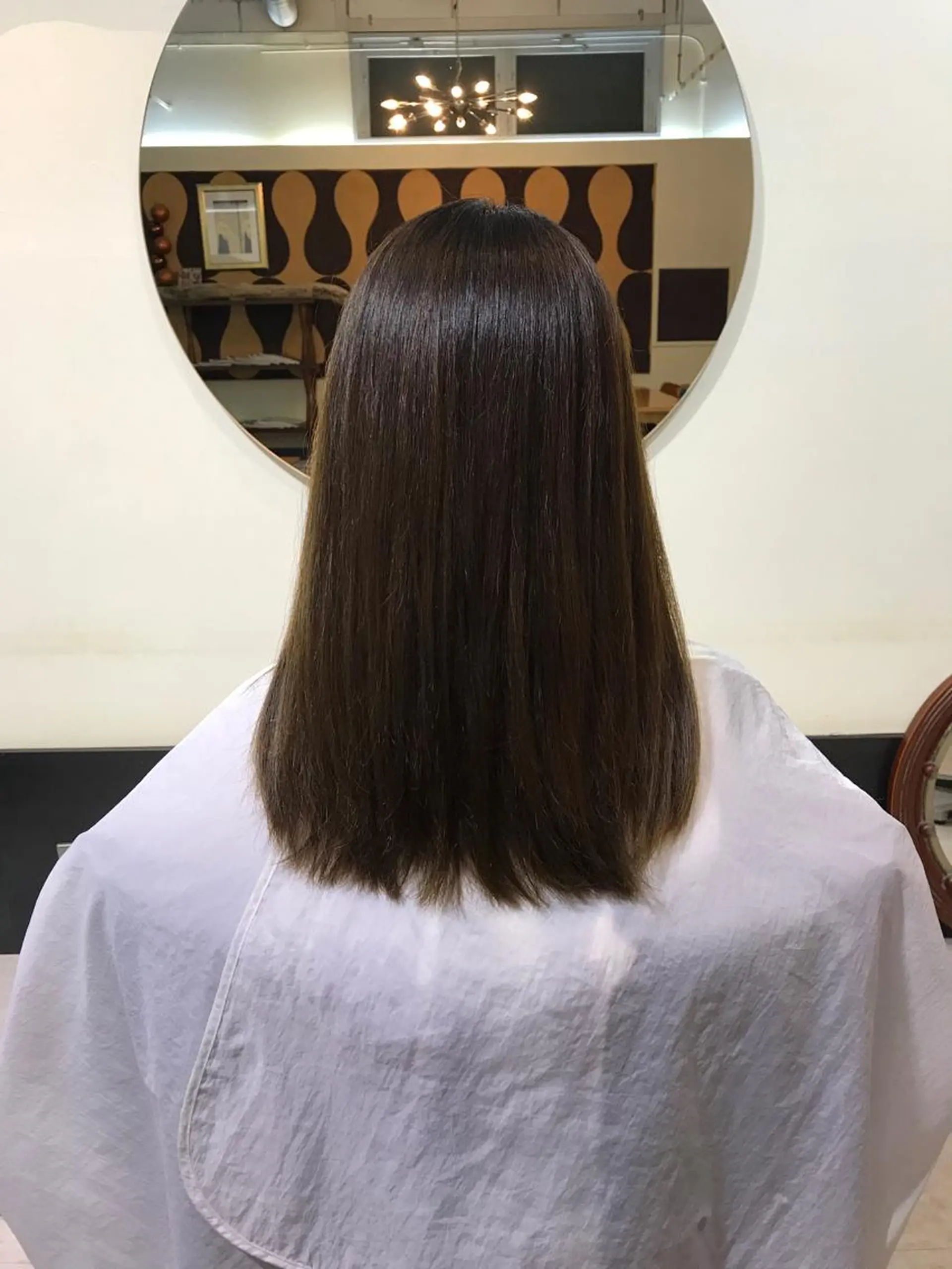 セミロング カラー アッシュ グラデーションカラー オリーブアッシュ カット ヘアカラー トリートメント VENI VIDI VICI所属・河原 卓司のヘアスタイル