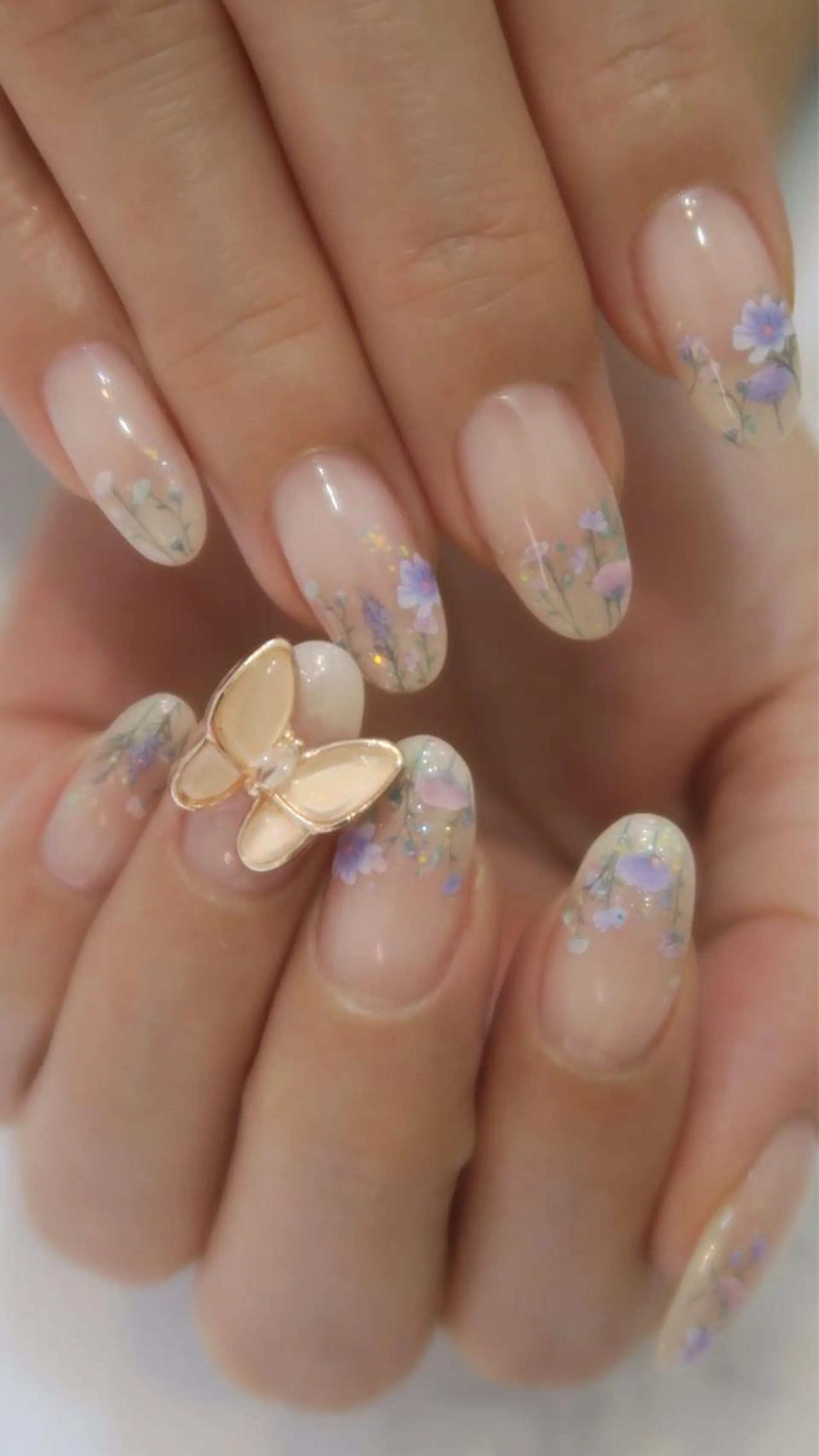 ネイル gloss nail 代々木上原のネイルデザイン