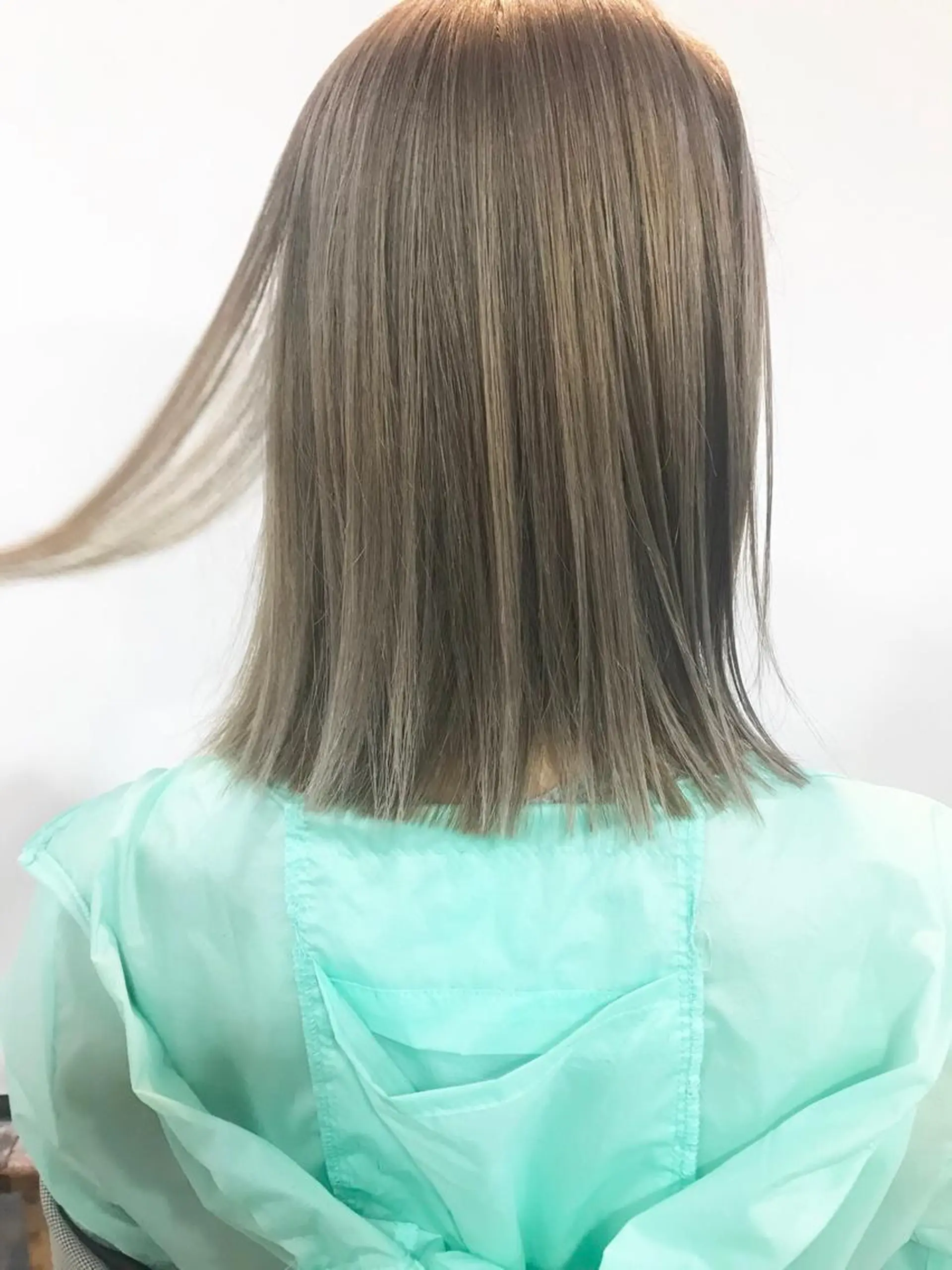 ミディアム カラー suvvy hairsalonのヘアスタイル