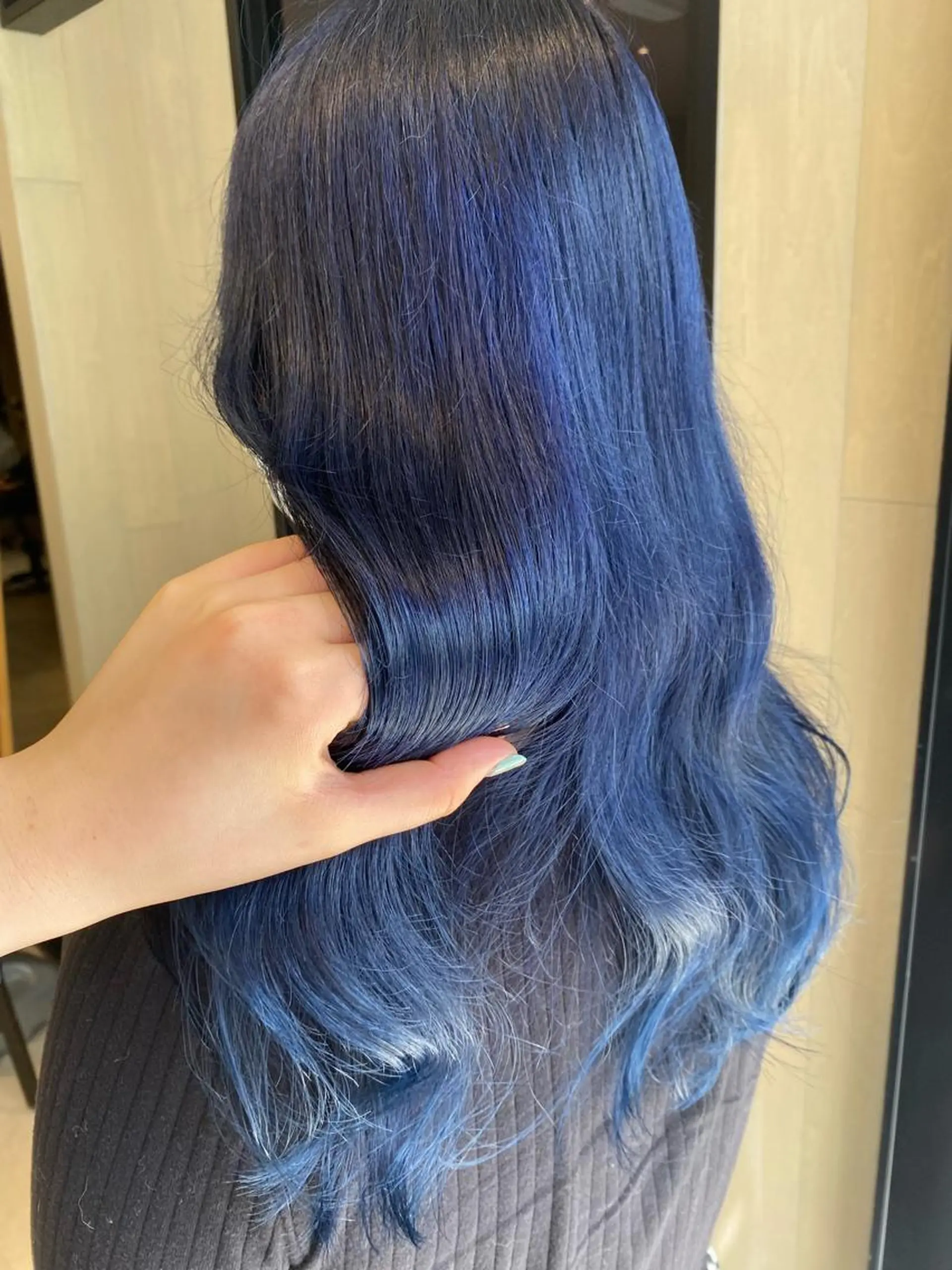 セミロング カラー ヘアアレンジ ブリーチ 🌙レイヤー,韓国 ヘア🌙harukaのヘアスタイル