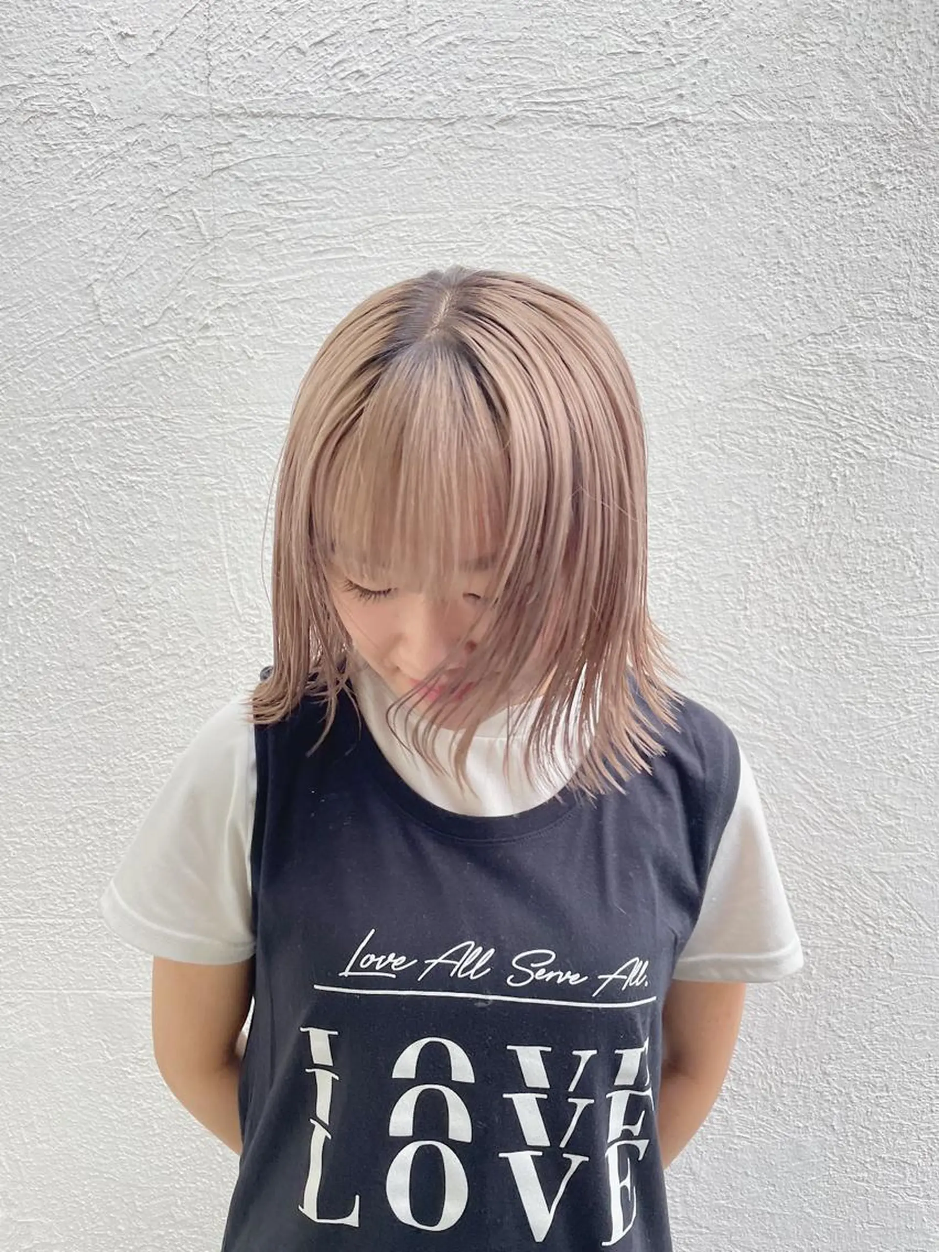 カラー ブリーチ ブロンド 清家 浩貴のヘアスタイル